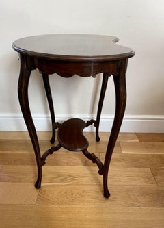 Antique Victorian Quality Mahogany Kidney Shaped Lamp Table
