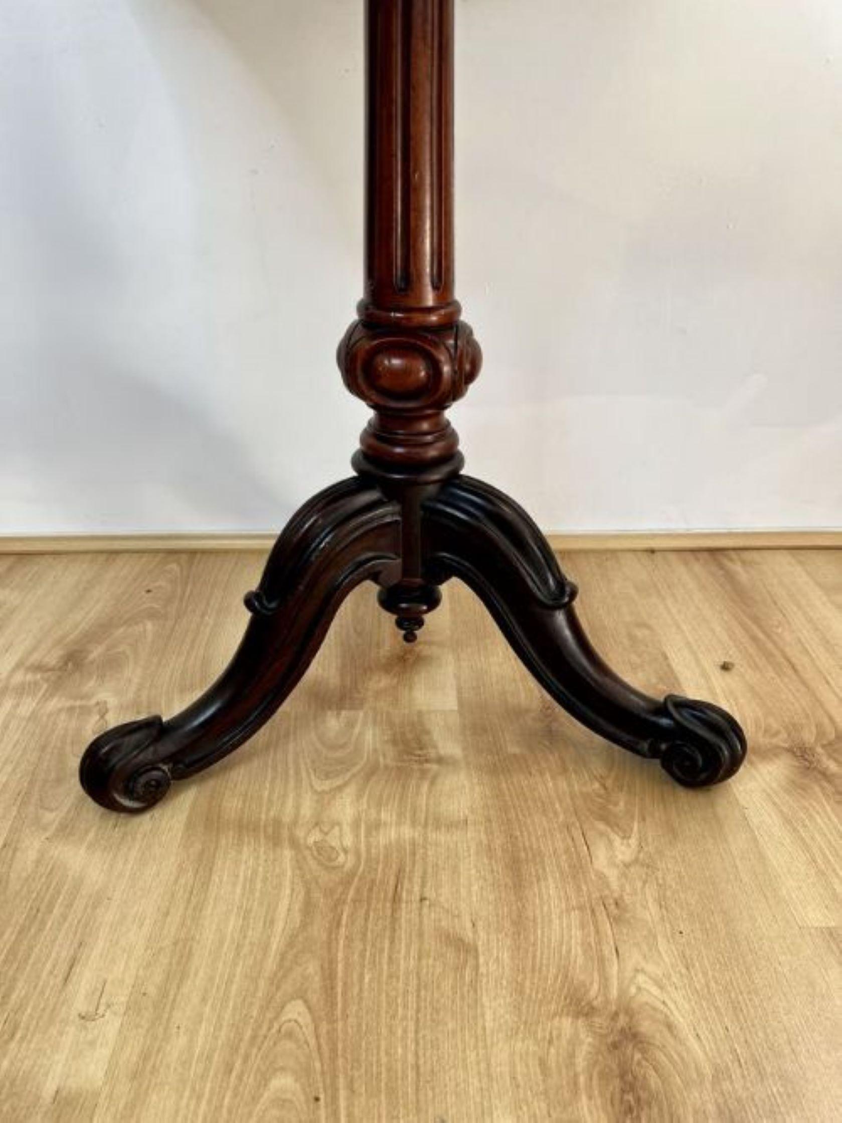 19th Century Antique Victorian quality mahogany lamp table  For Sale