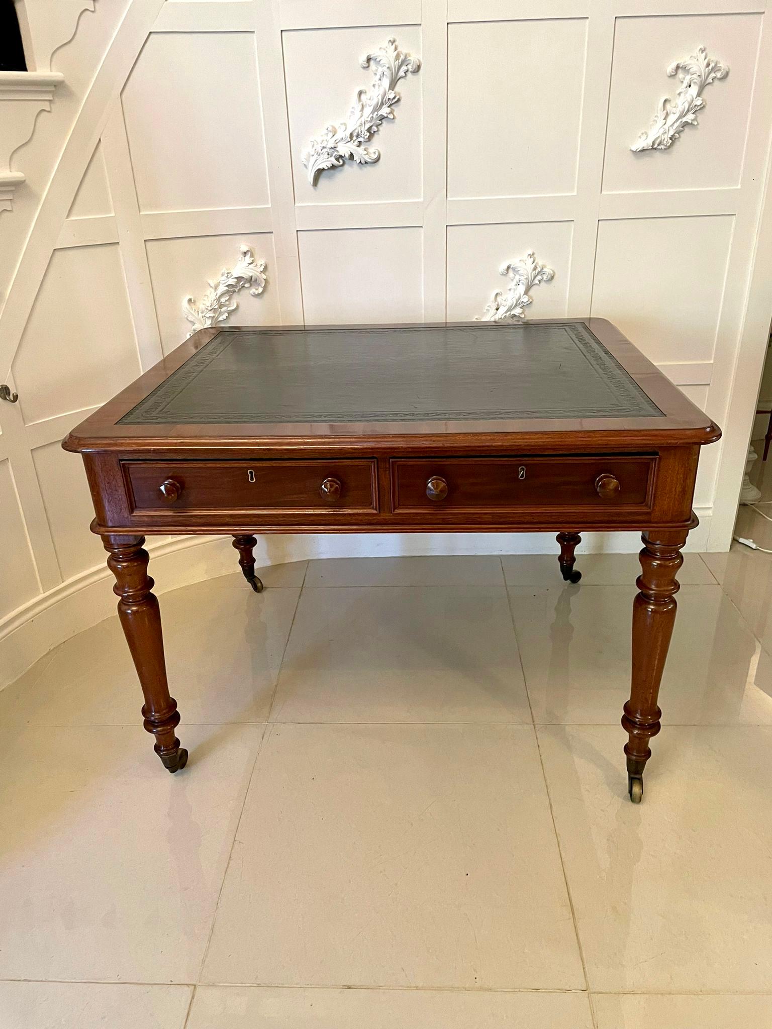 Antique Victorian Quality Mahogany Partner Writing Desk In Good Condition In Suffolk, GB