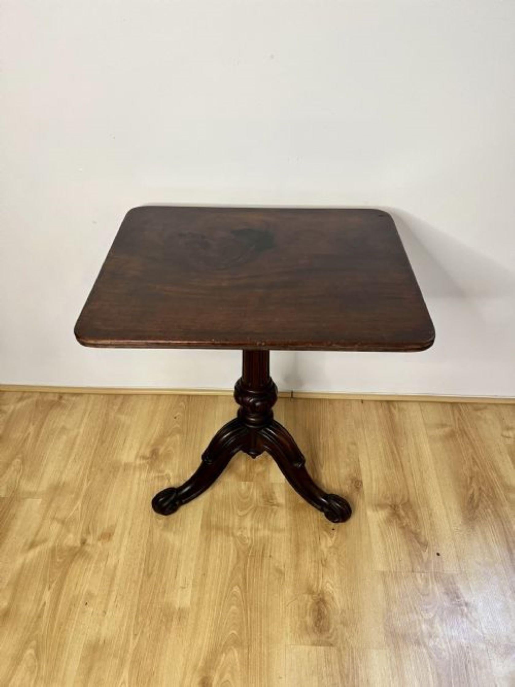 Antique Victorian quality mahogany square top lamp table  In Good Condition For Sale In Ipswich, GB