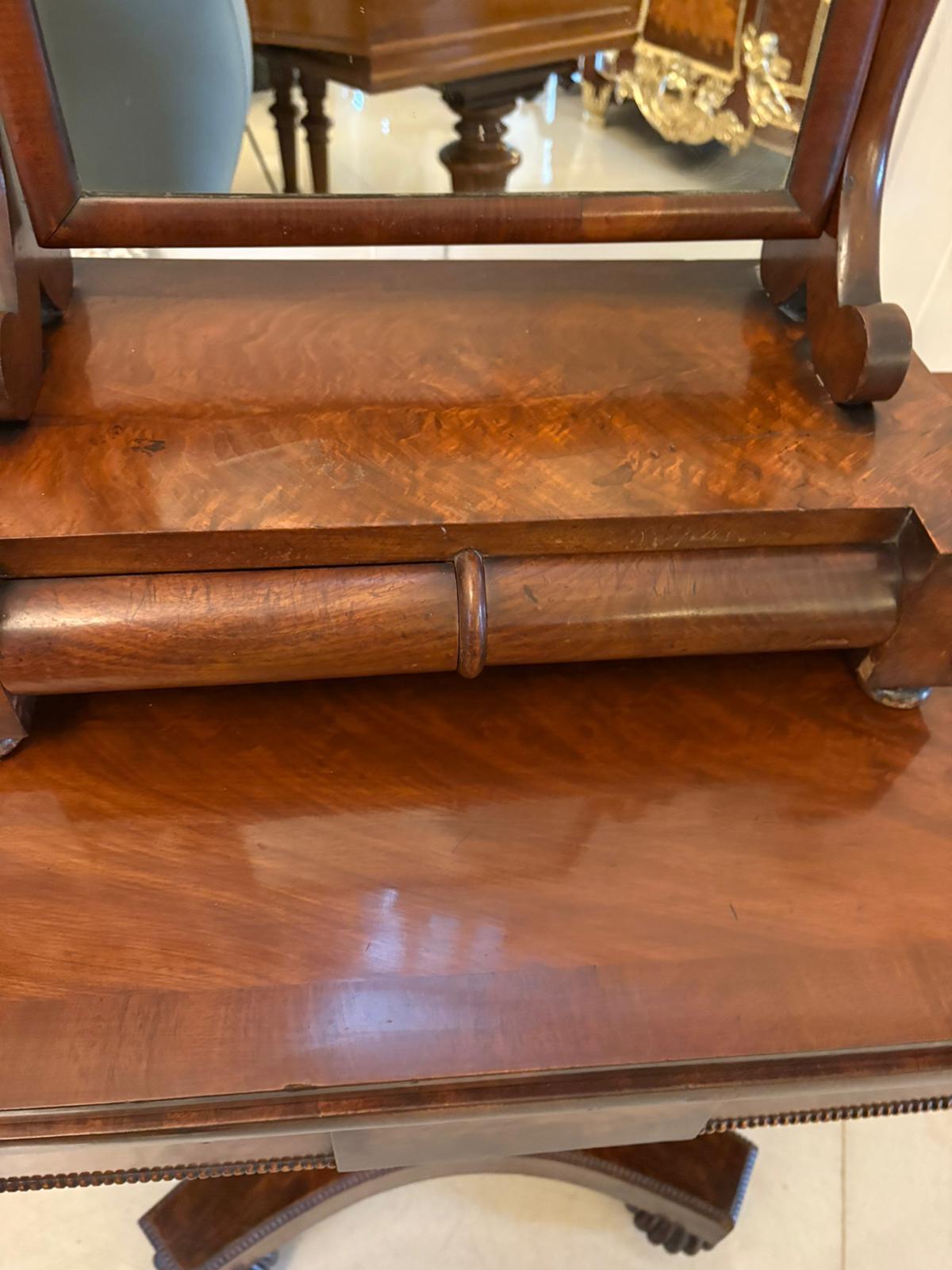 Inglese Antique Mirror Swing in mogano di qualità vittoriana in vendita