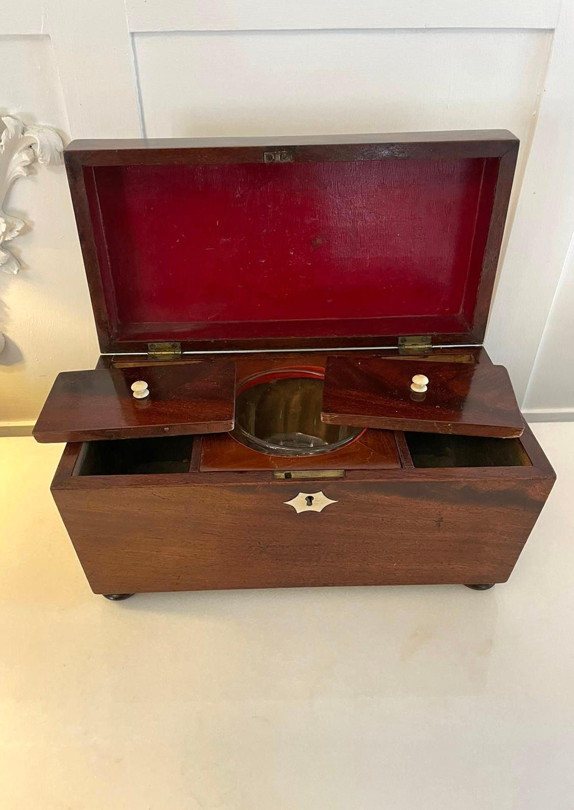 Antique Victorian Quality Mahogany Tea Caddy In Good Condition In Suffolk, GB
