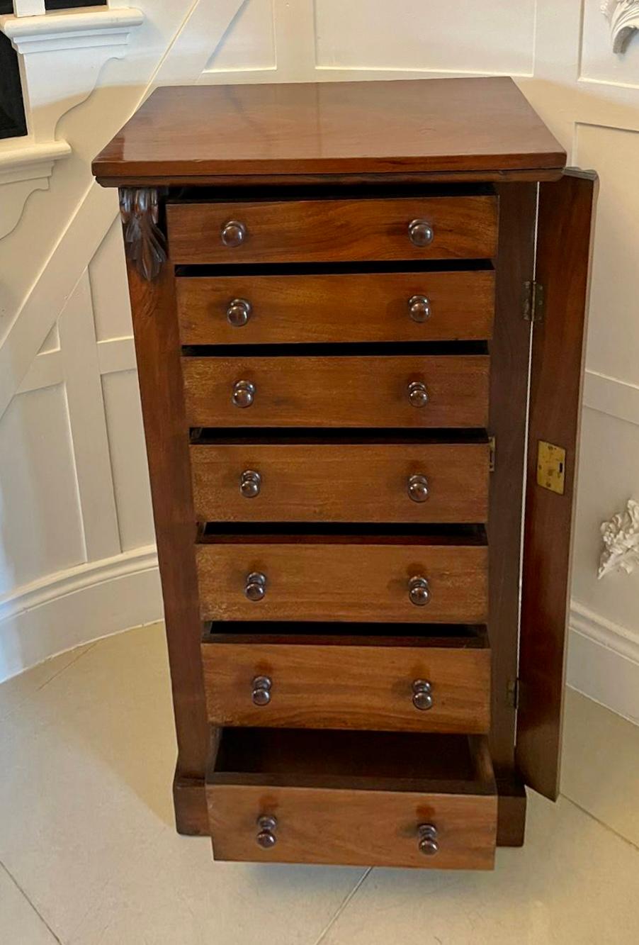 Antique Victorian Quality Mahogany Wellington Chest of 7 Drawers  In Good Condition For Sale In Suffolk, GB