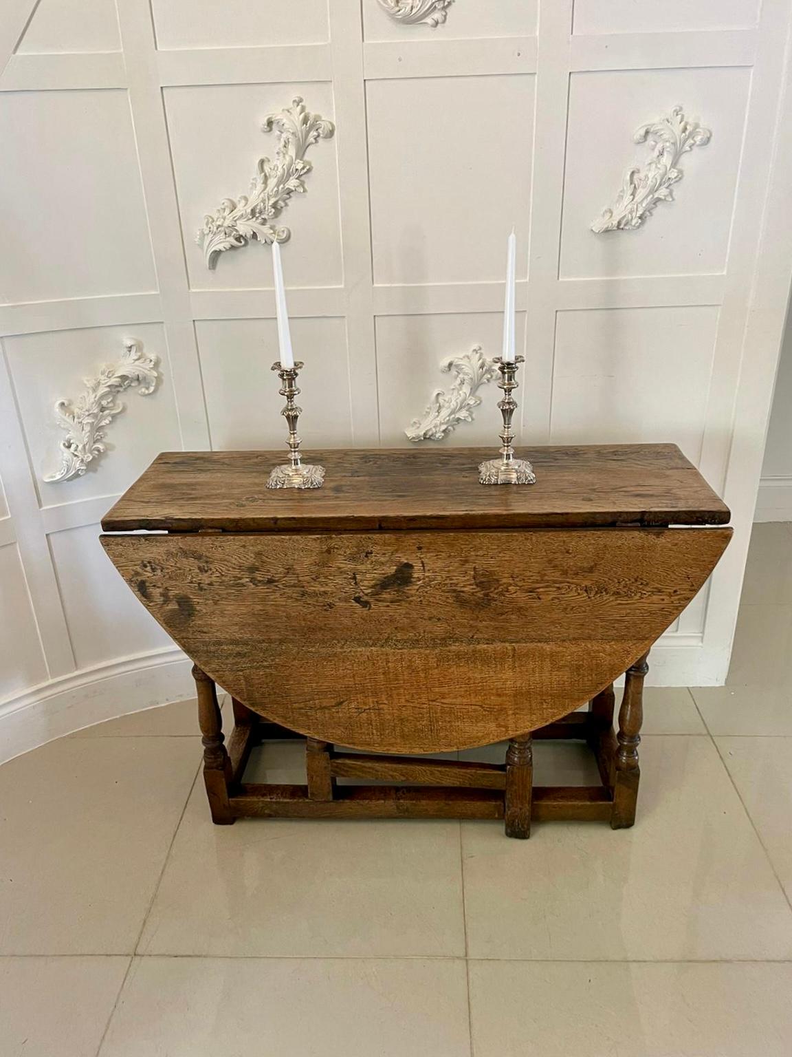 Antique Victorian Quality Oak Gateleg Table  In Good Condition For Sale In Suffolk, GB