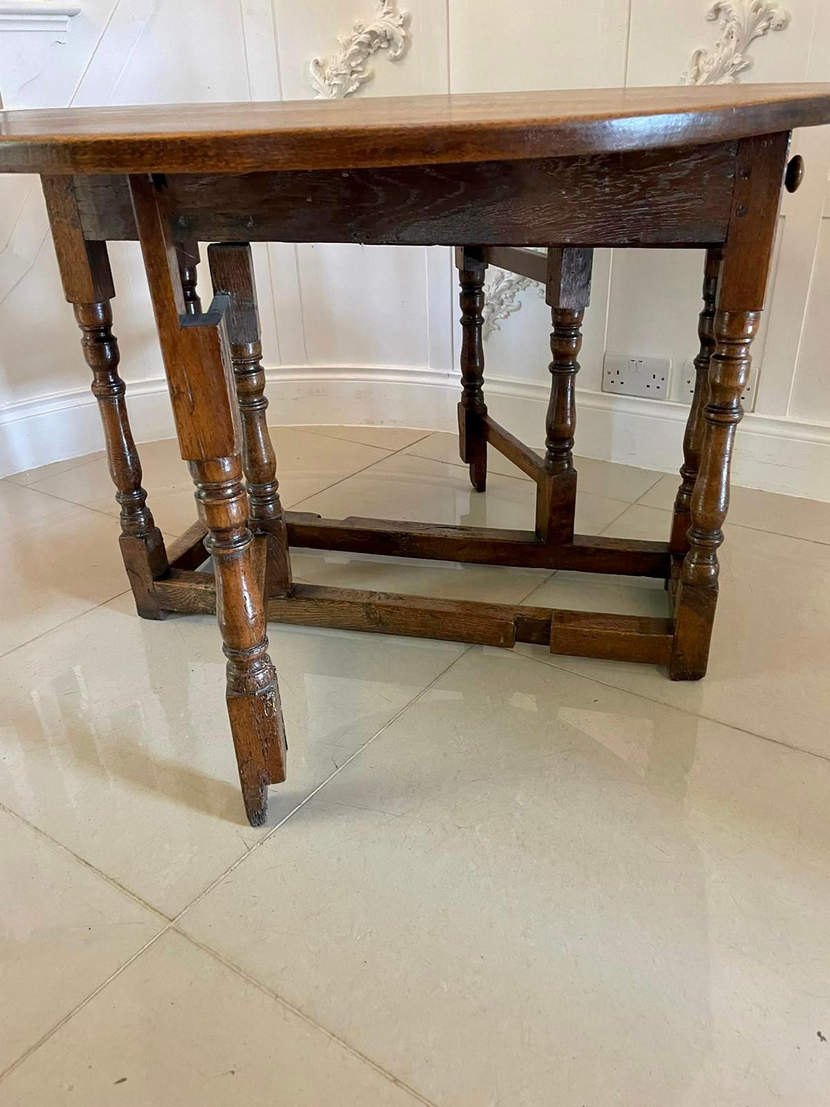 Antique Victorian Quality Oak Gateleg Table  For Sale 2