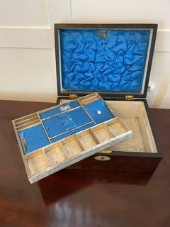 Antiguo joyero de palisandro de calidad victoriana