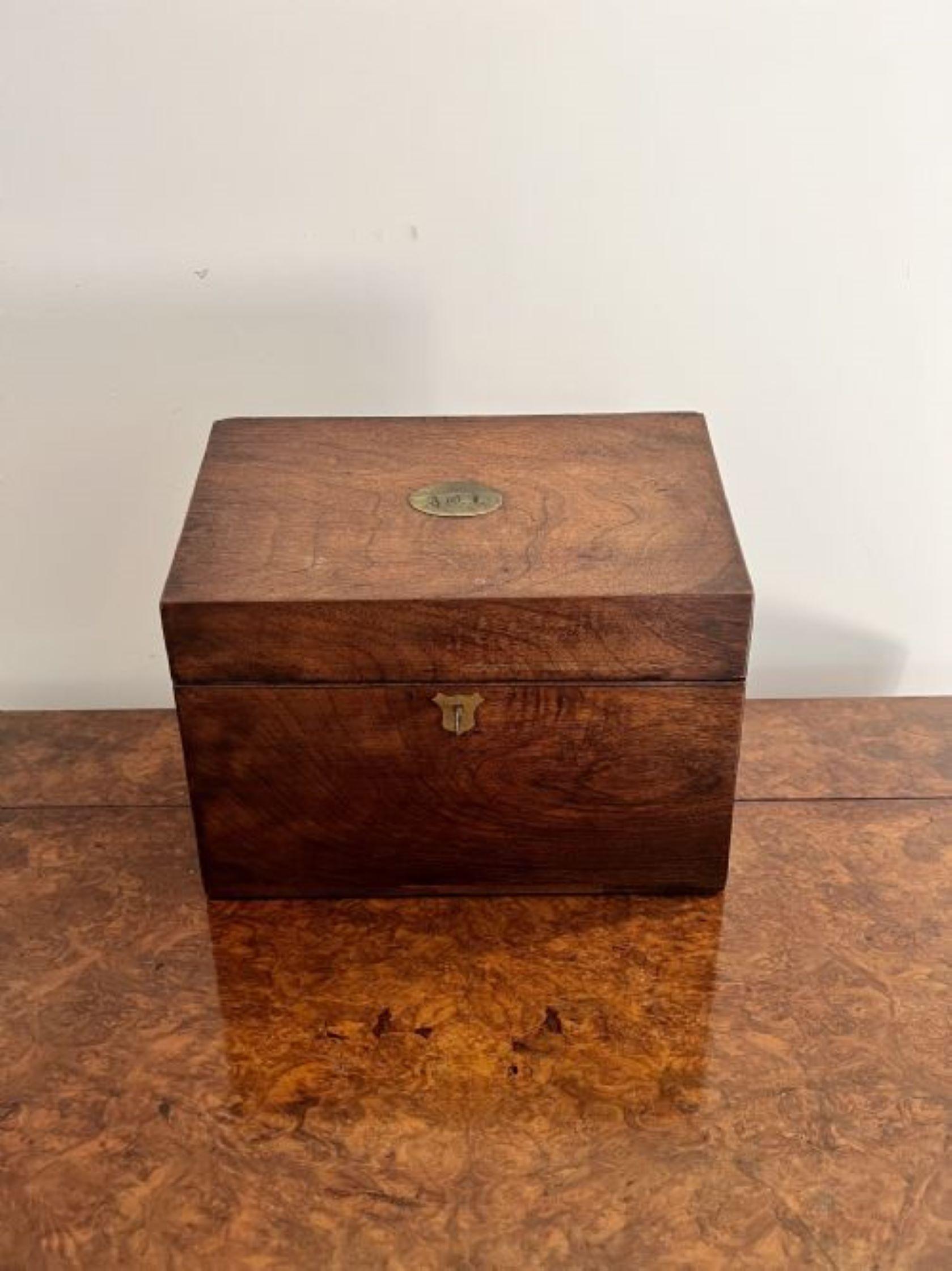 XIXe siècle Boîte fixe victorienne ancienne en bois de rose de qualité en vente