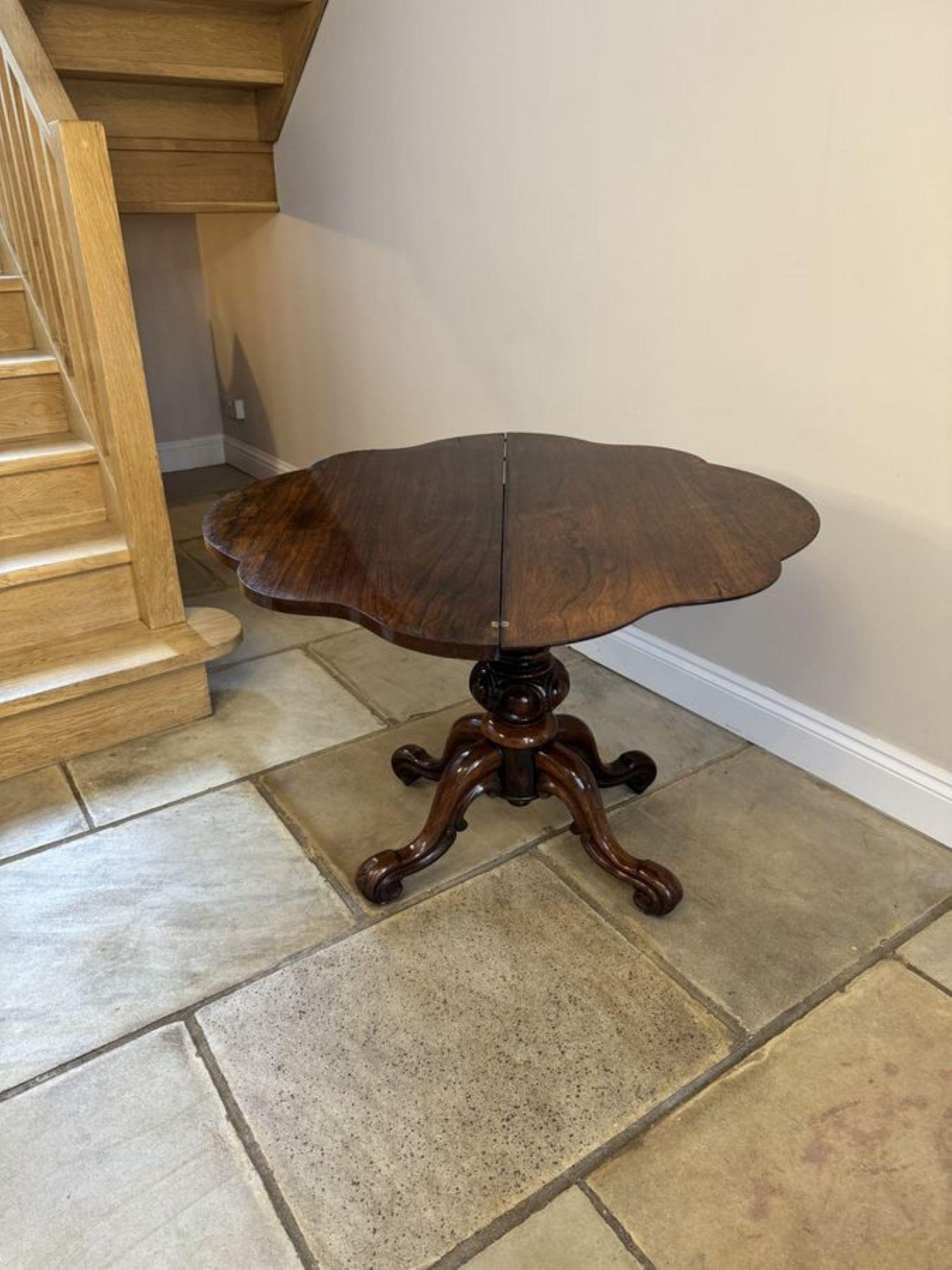 Antique Victorian quality rosewood tea table  For Sale 3