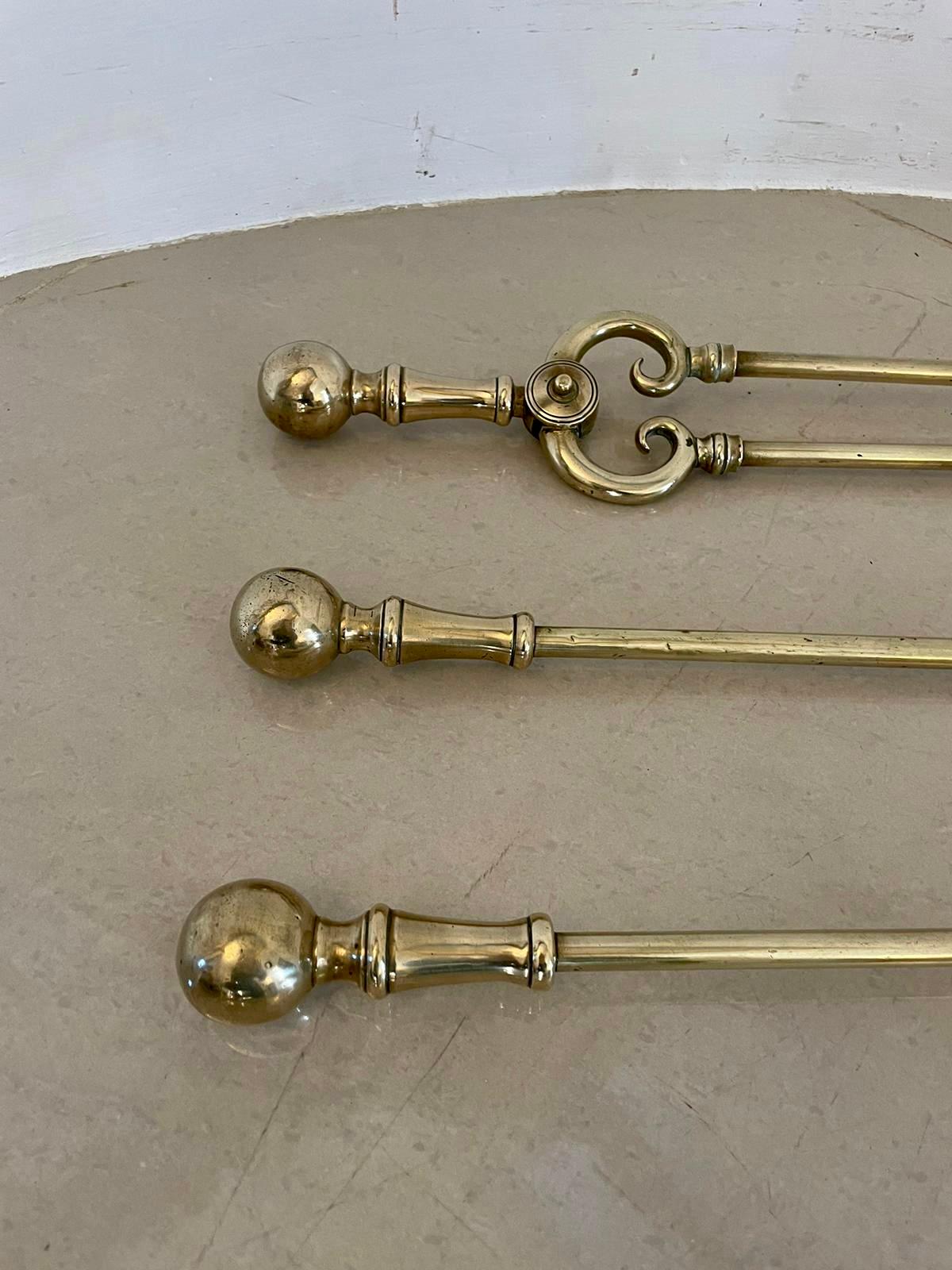 English Antique Victorian Quality Set of 3 Brass Fire Irons  For Sale