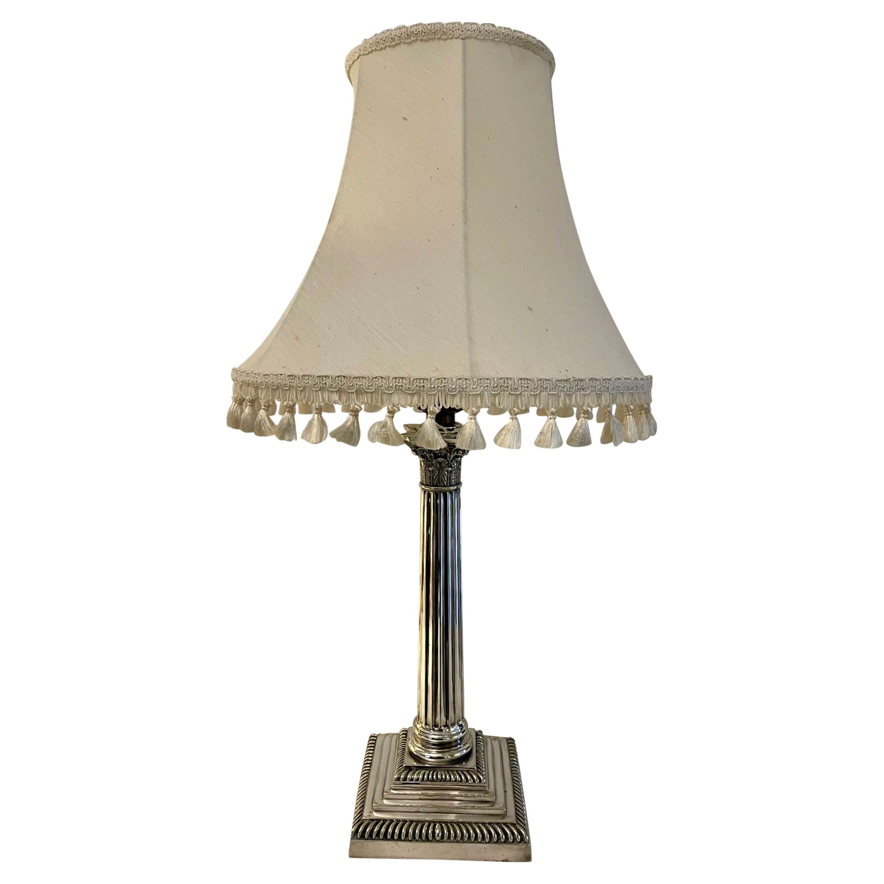 Lampada da tavolo antica di qualità vittoriana placcata in argento