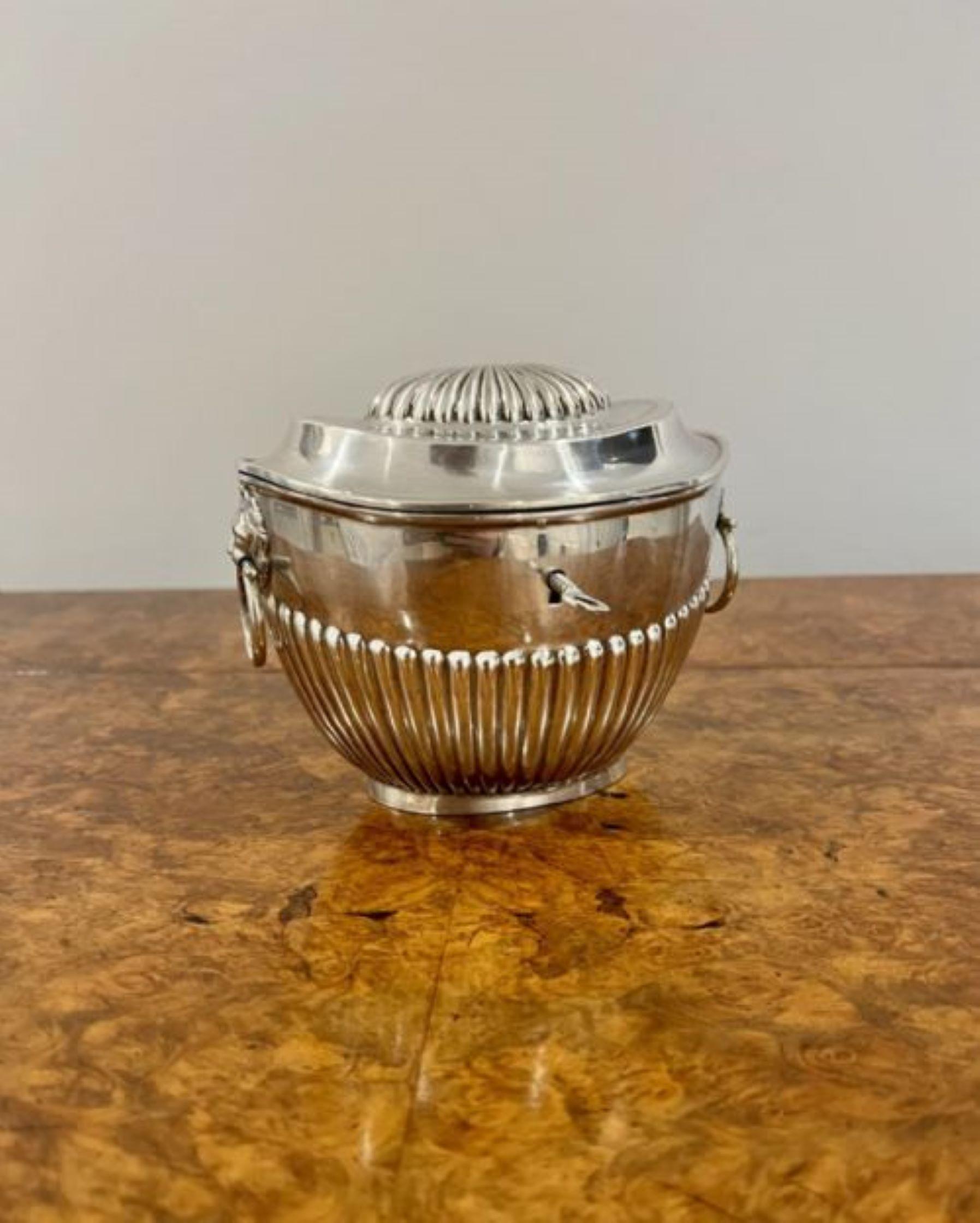 Antique Victorian quality silver plated tea caddy  For Sale 3