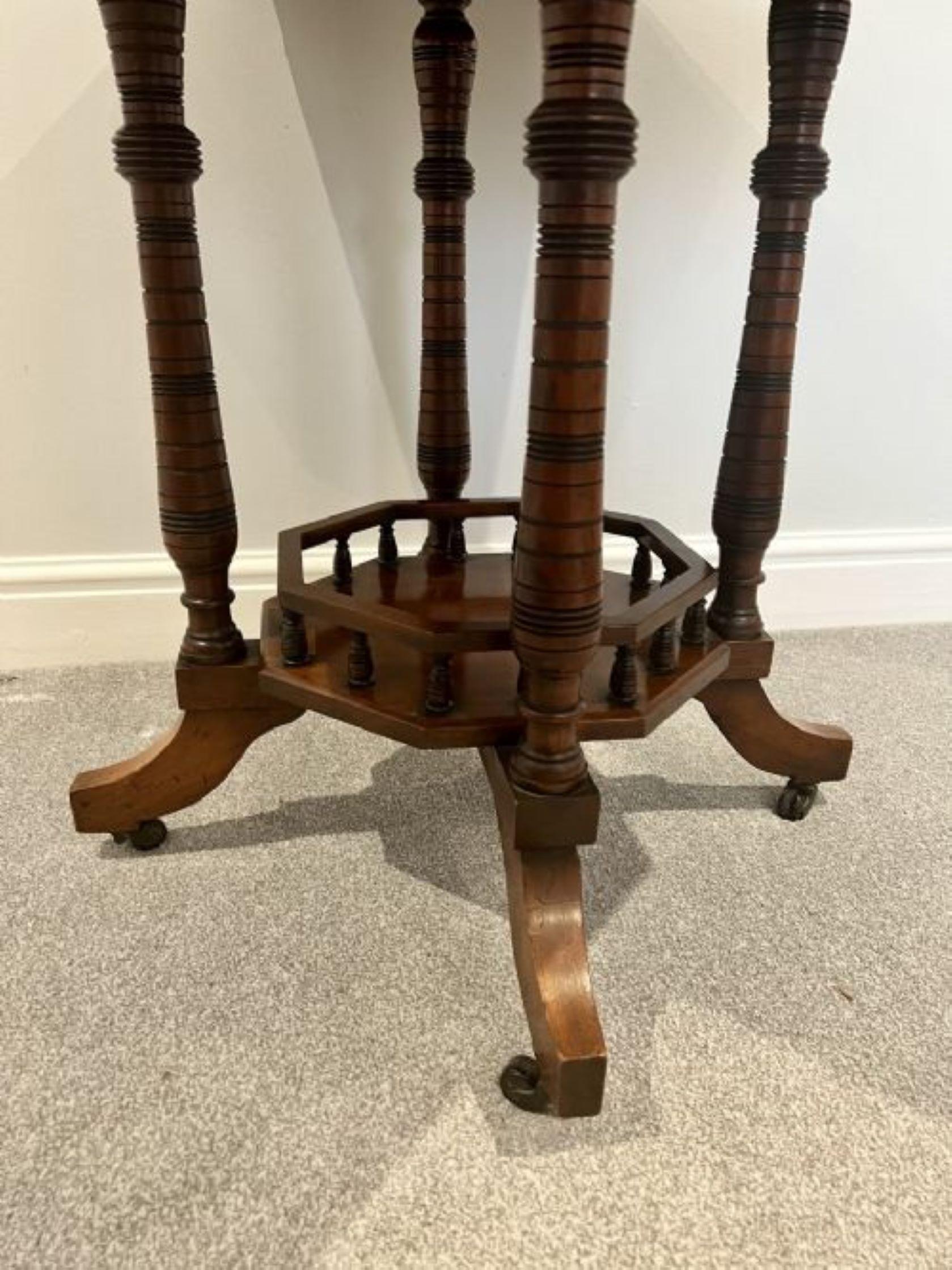 Leather Antique Victorian quality walnut & leather top library table For Sale