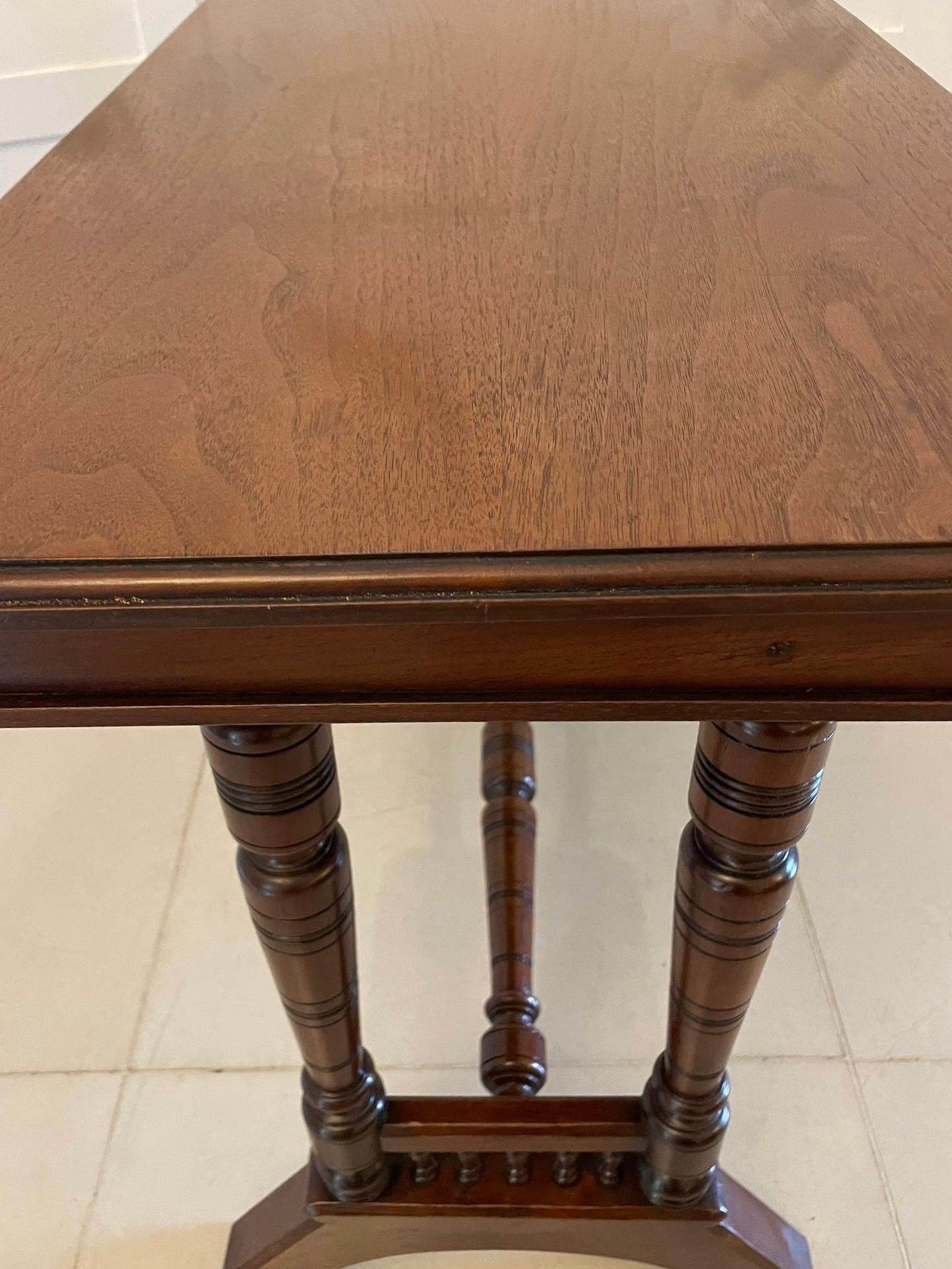 Antique Victorian Quality Walnut Side/Lamp Table For Sale 5