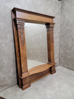 Antiguo espejo de ménsula victoriano de roble aserrado en cuarto recuperado