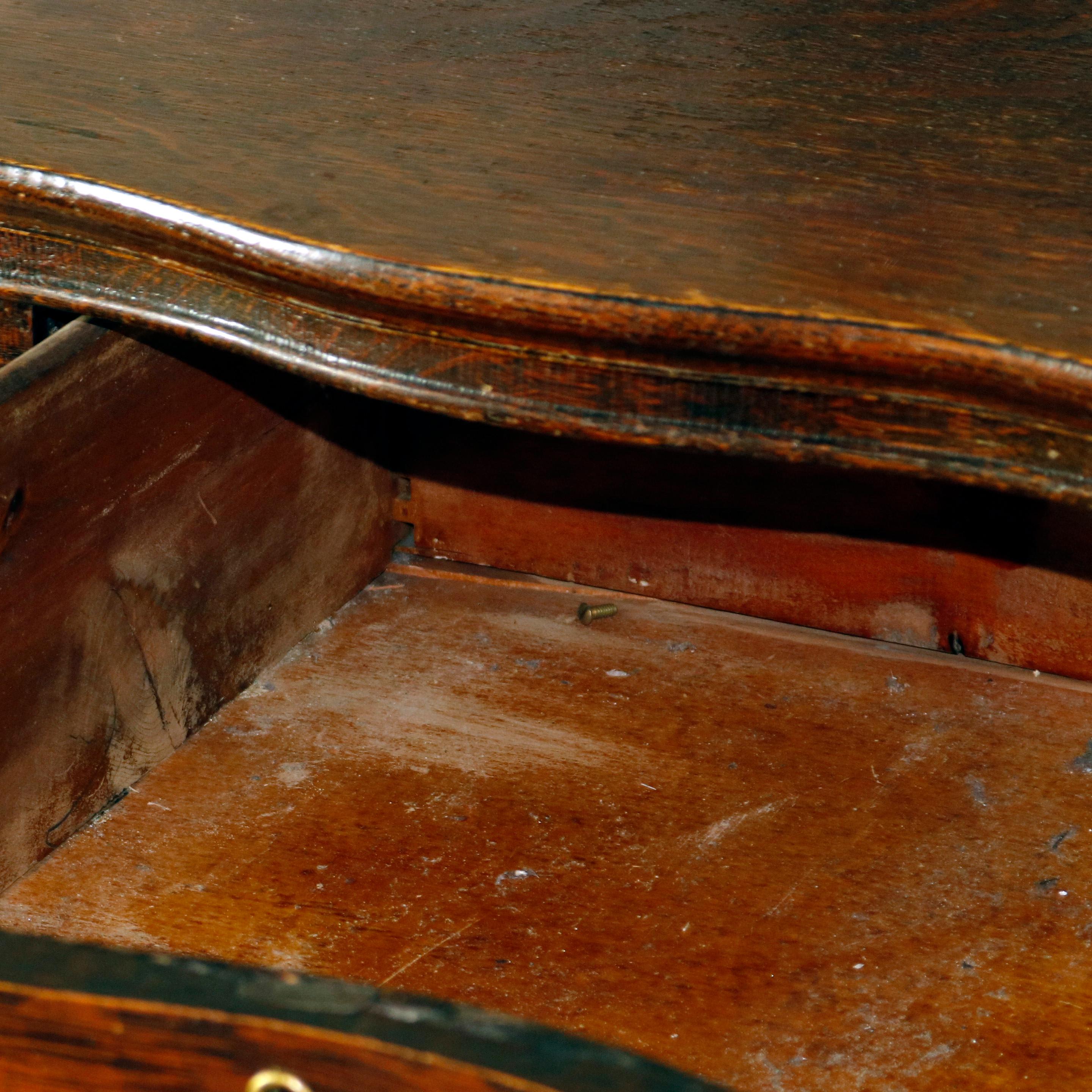 Antique Victorian Quarter Sawn Oak Serpentine Dresser with Mirror, circa 1900 5