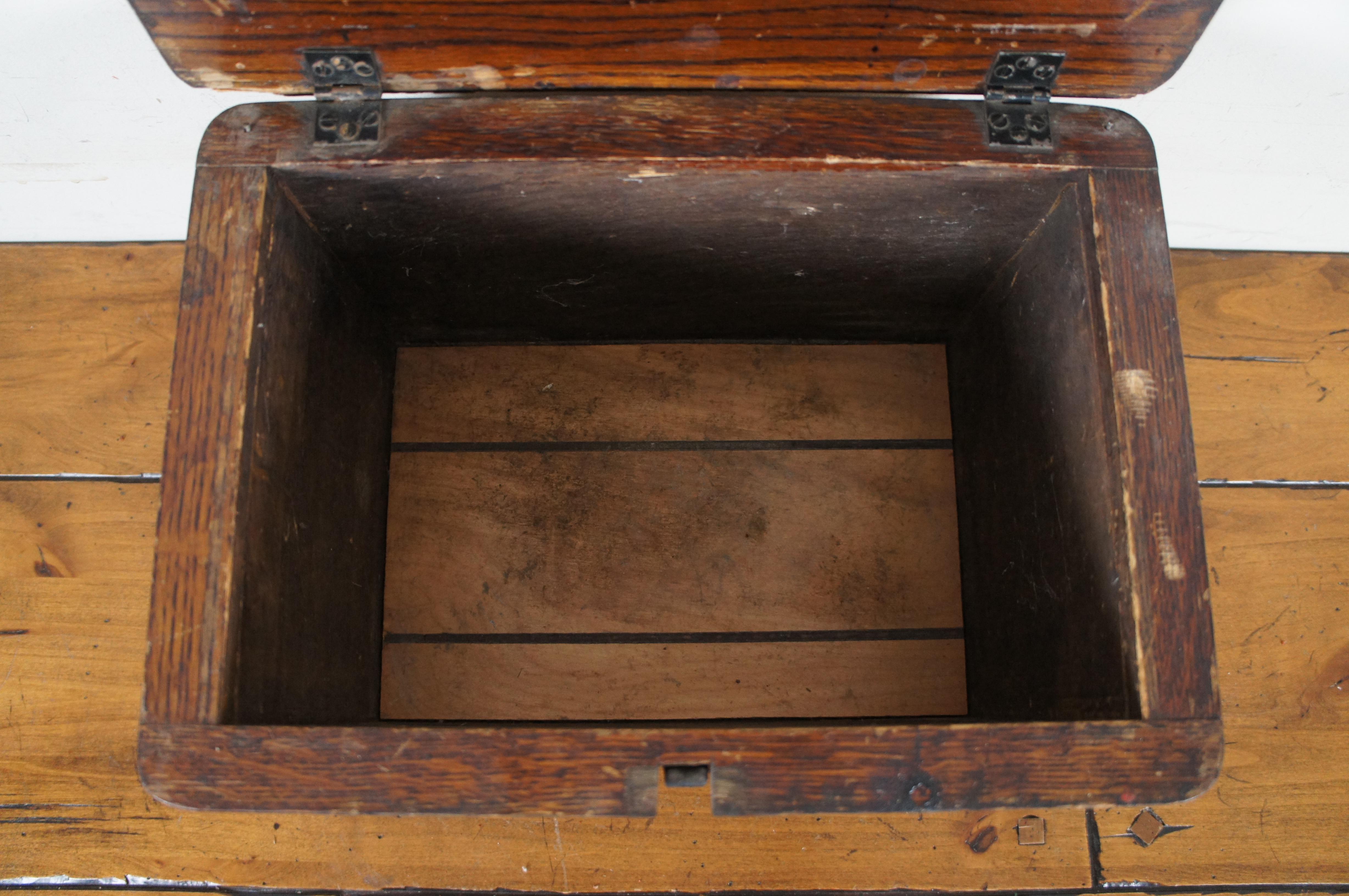 Antique Victorian Quartersawn Oak Nailhead Keepsake Shoe Shine Box Foot Stool 15 For Sale 5