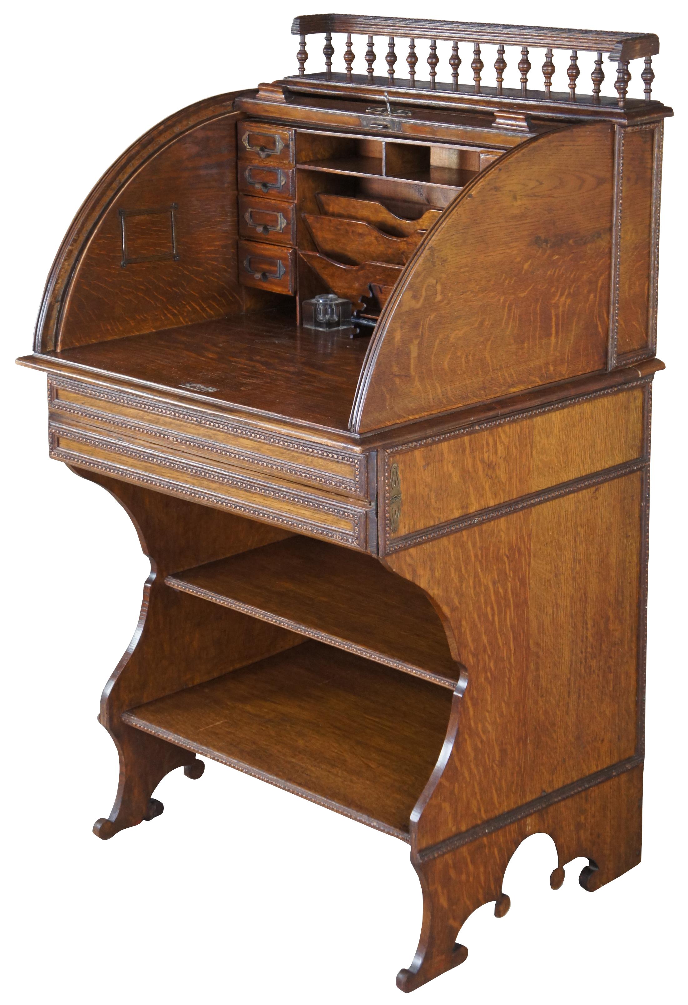 Antique Victorian Quartersawn Oak Roll Top Tambour Writing Desk Bureau In Good Condition In Dayton, OH