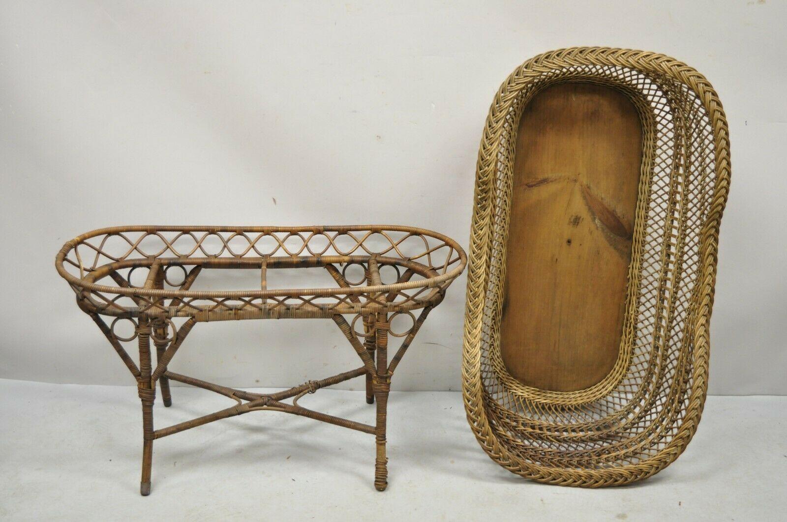 Antique Victorian Rattan and Wicker Baby Bassinet Cradle 2