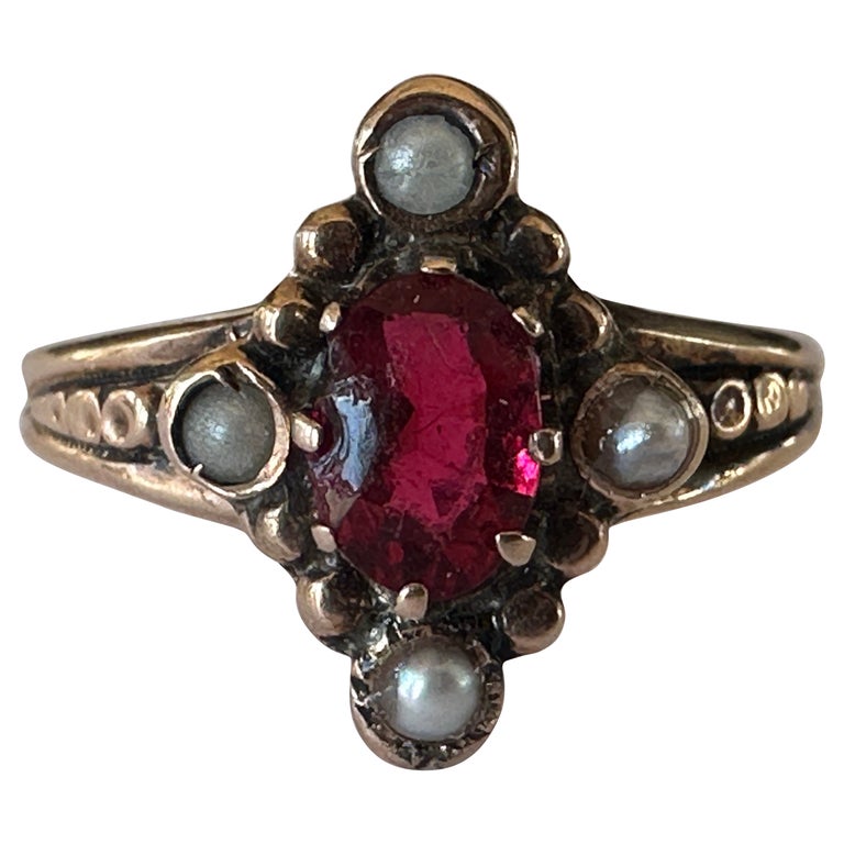 Antique Victorian Red Garnet and Seed Pearl Ring For Sale at 1stDibs