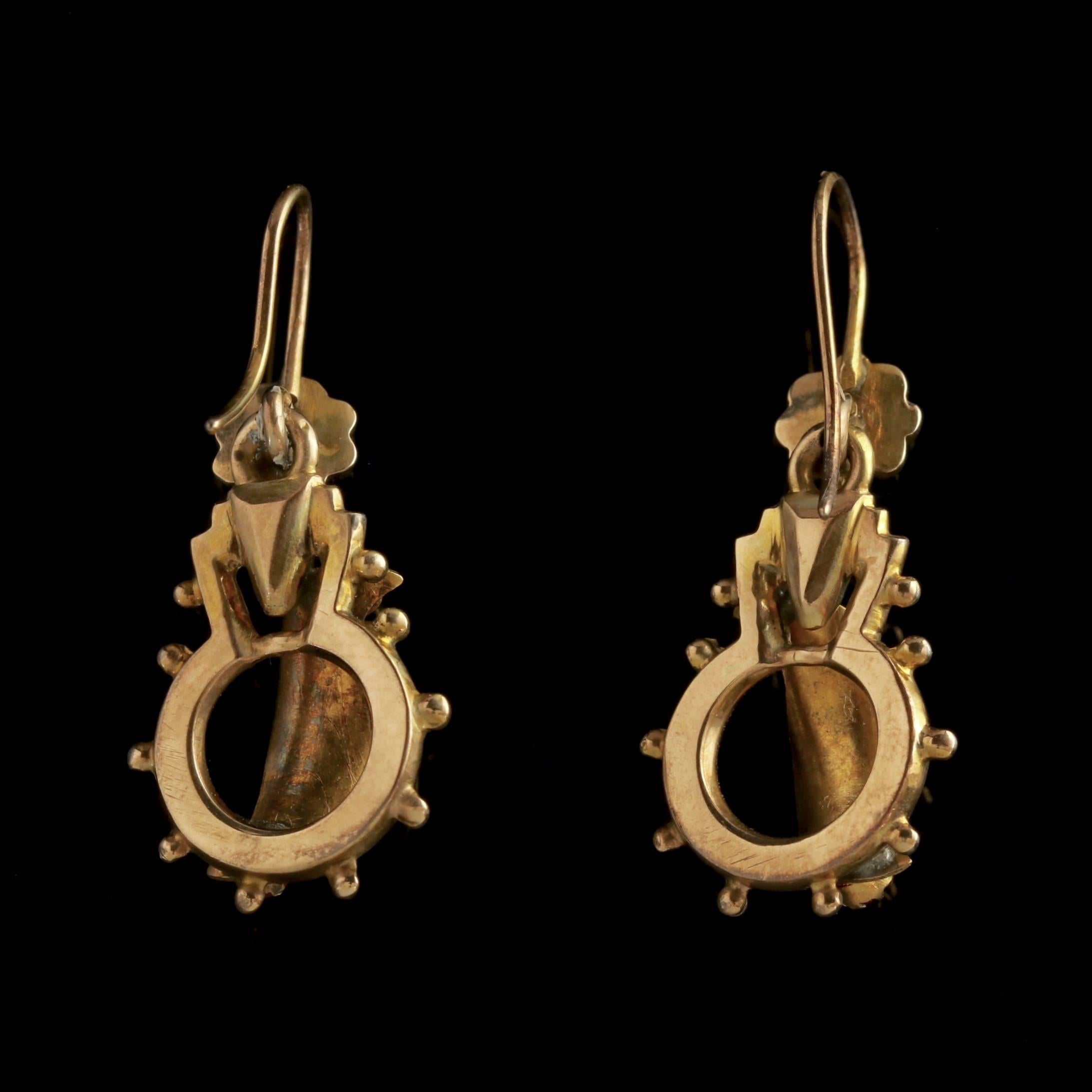Late Victorian Antique Victorian Regard Earrings 18 Carat Gold, circa 1900