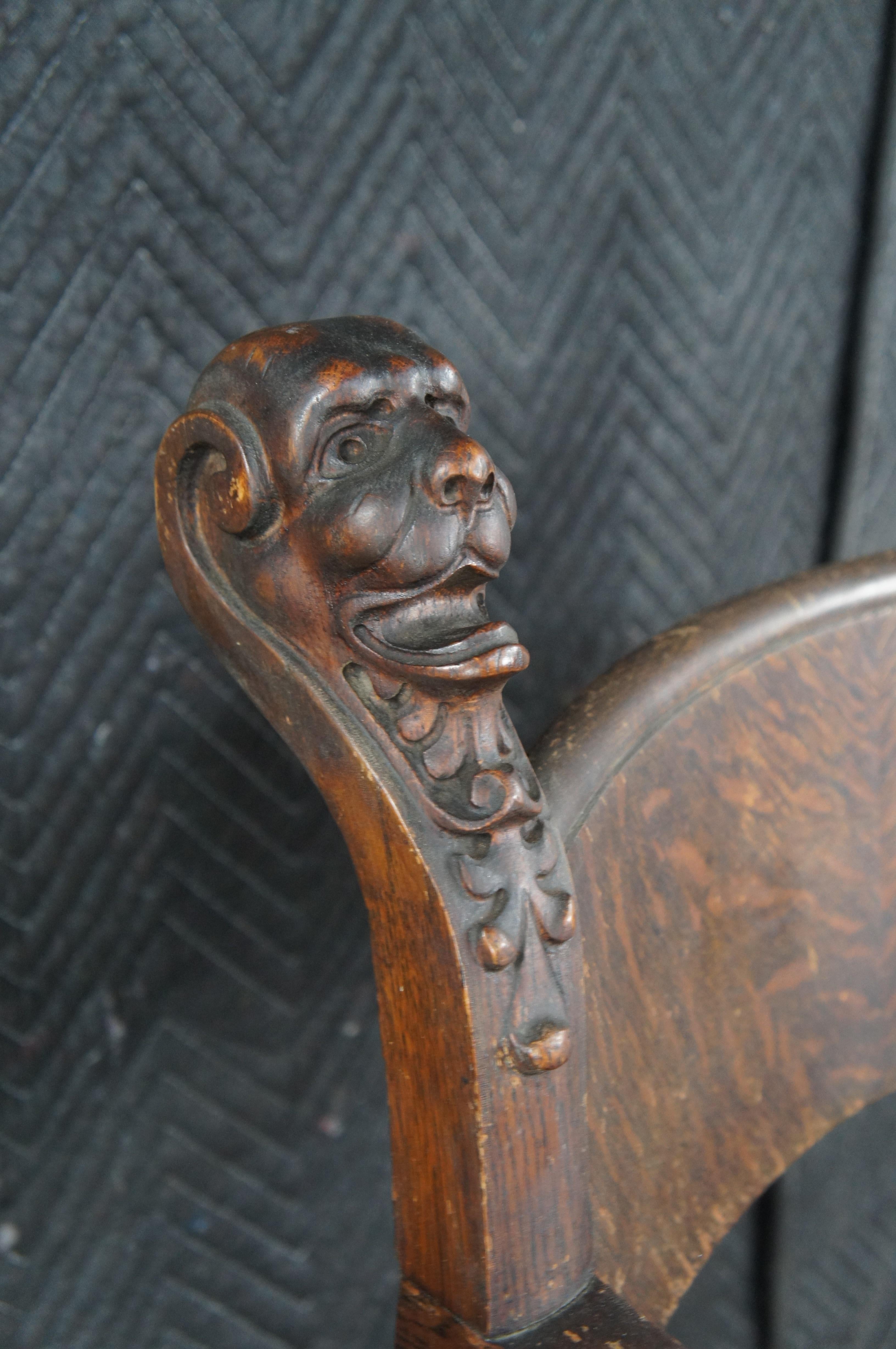 Antike viktorianische Renaissance A. Hall Bibliothek Figural Arm Thron Stuhl (Geschnitzt) im Angebot