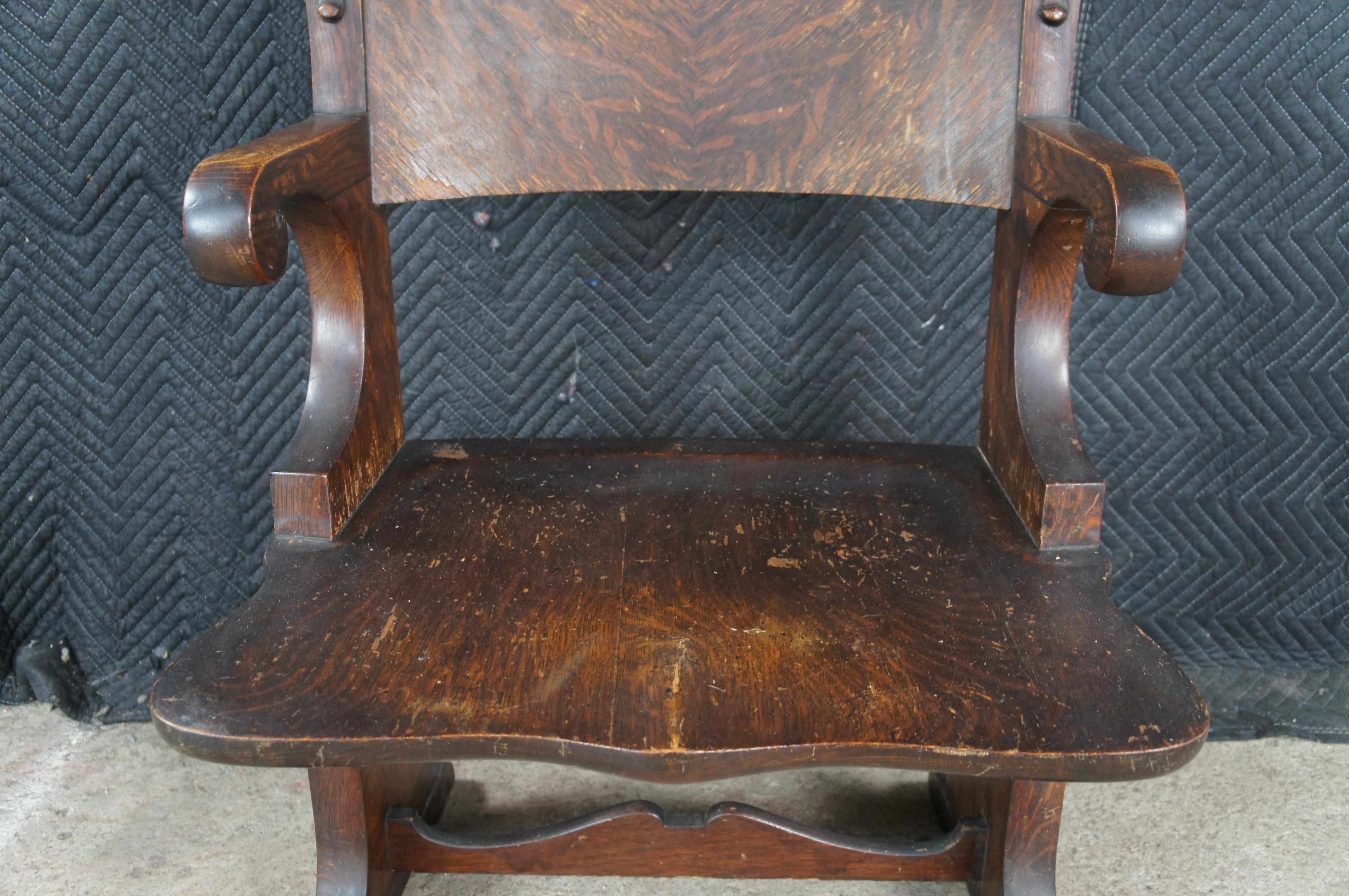 Antike viktorianische Renaissance A. Hall Bibliothek Figural Arm Thron Stuhl im Zustand „Gut“ im Angebot in Dayton, OH