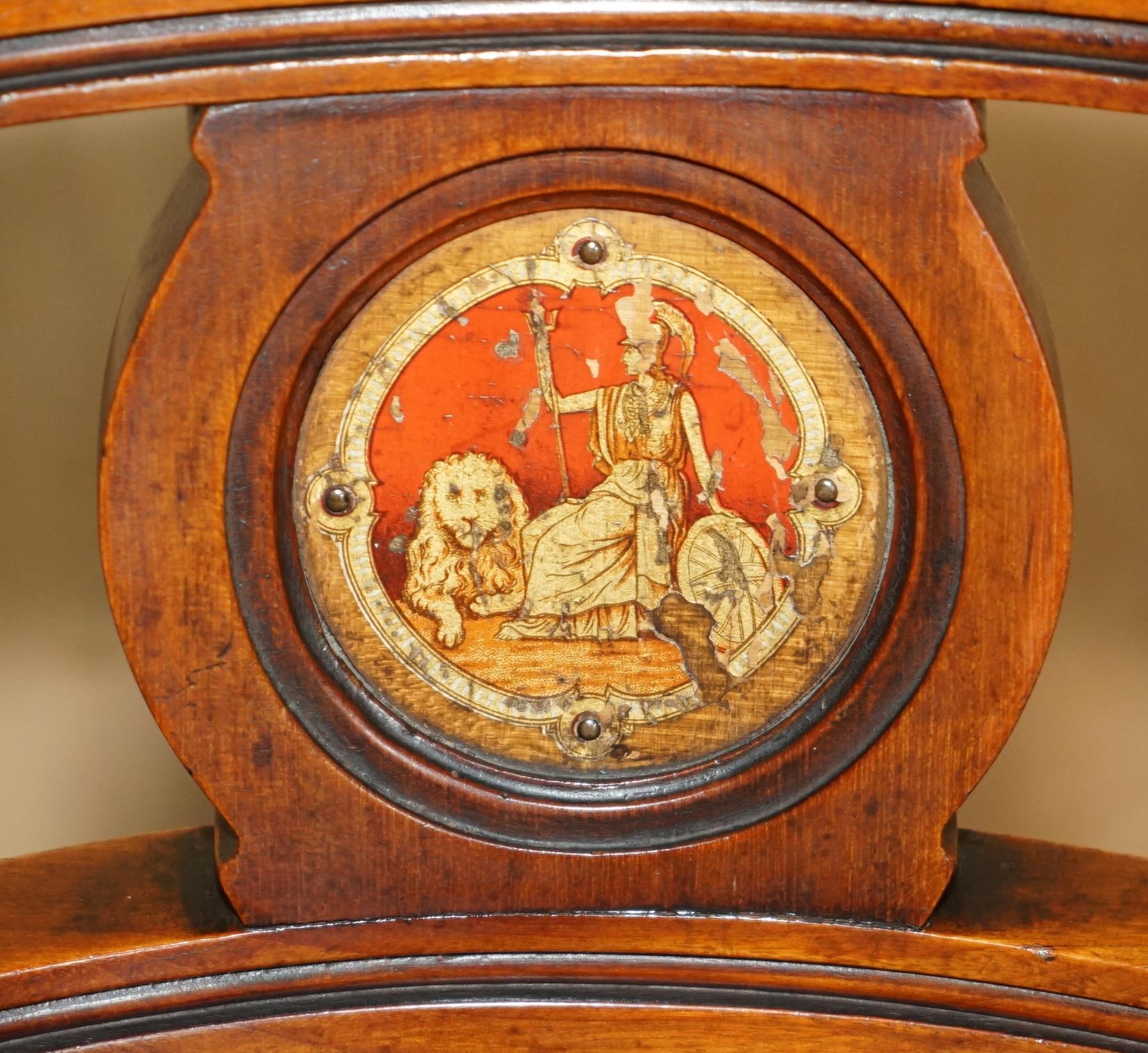 ANTIQUE VICTORIAN RESTORED BROWN LEATHER CHESTERFIELD TUFTED CAPTAiNS ARMCHAIR (Englisch) im Angebot