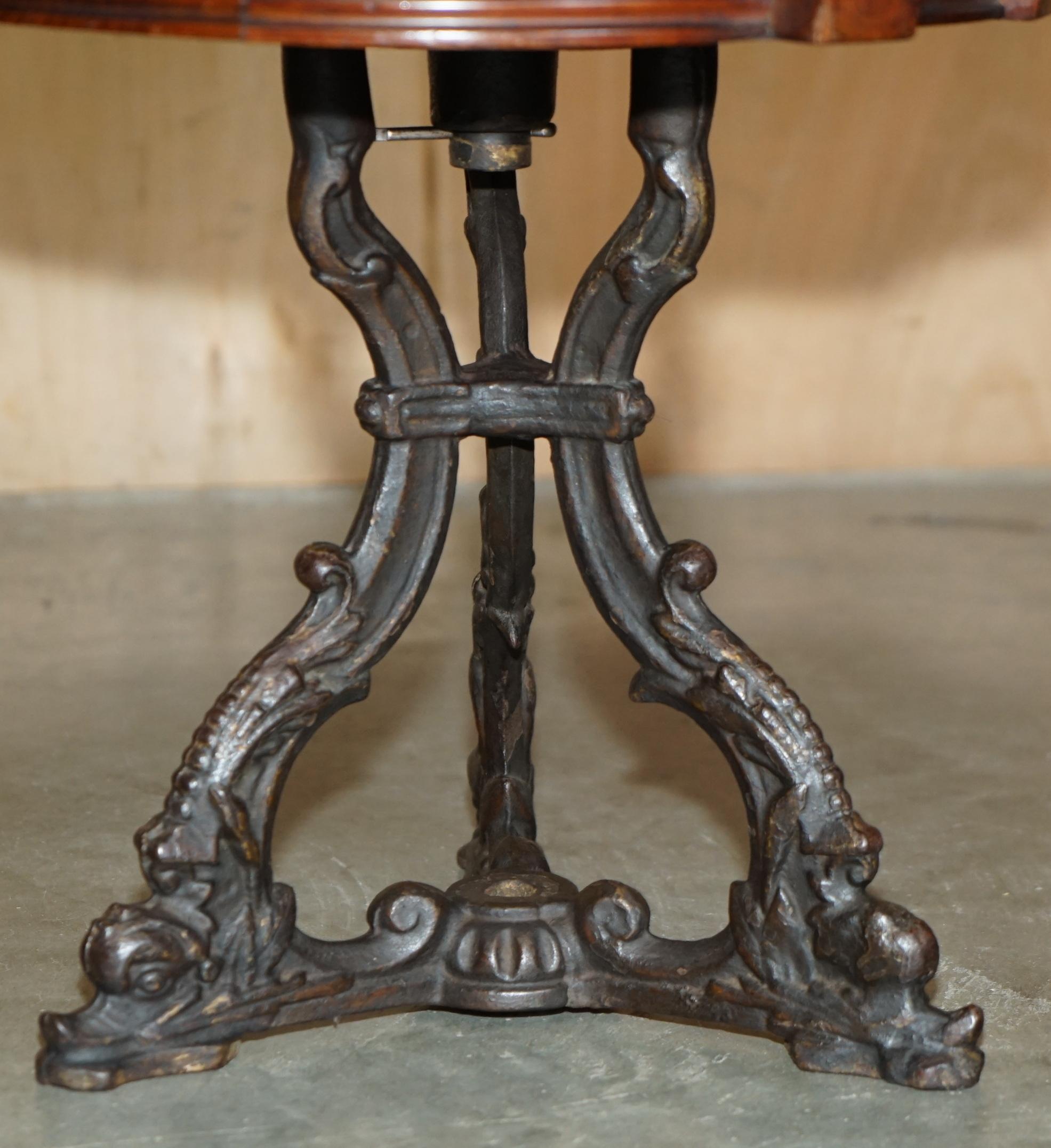 ANTIQUE VICTORIAN RESTORED BROWN LEATHER CHESTERFIELD TUFTED CAPTAiNS ARMCHAIR (Leder) im Angebot