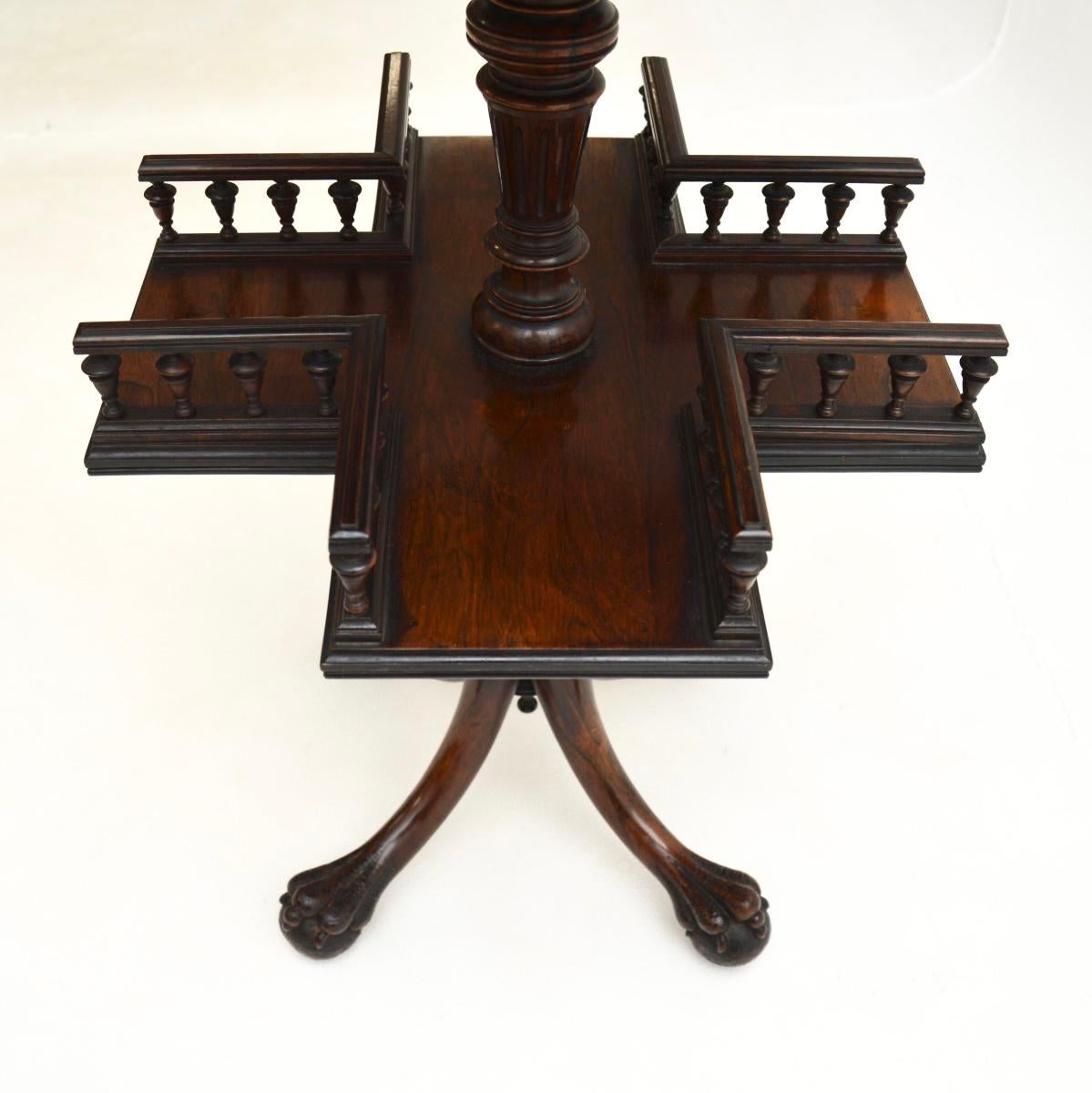 Ancienne bibliothèque/table d'appoint victorienne tournante Bon état - En vente à London, GB