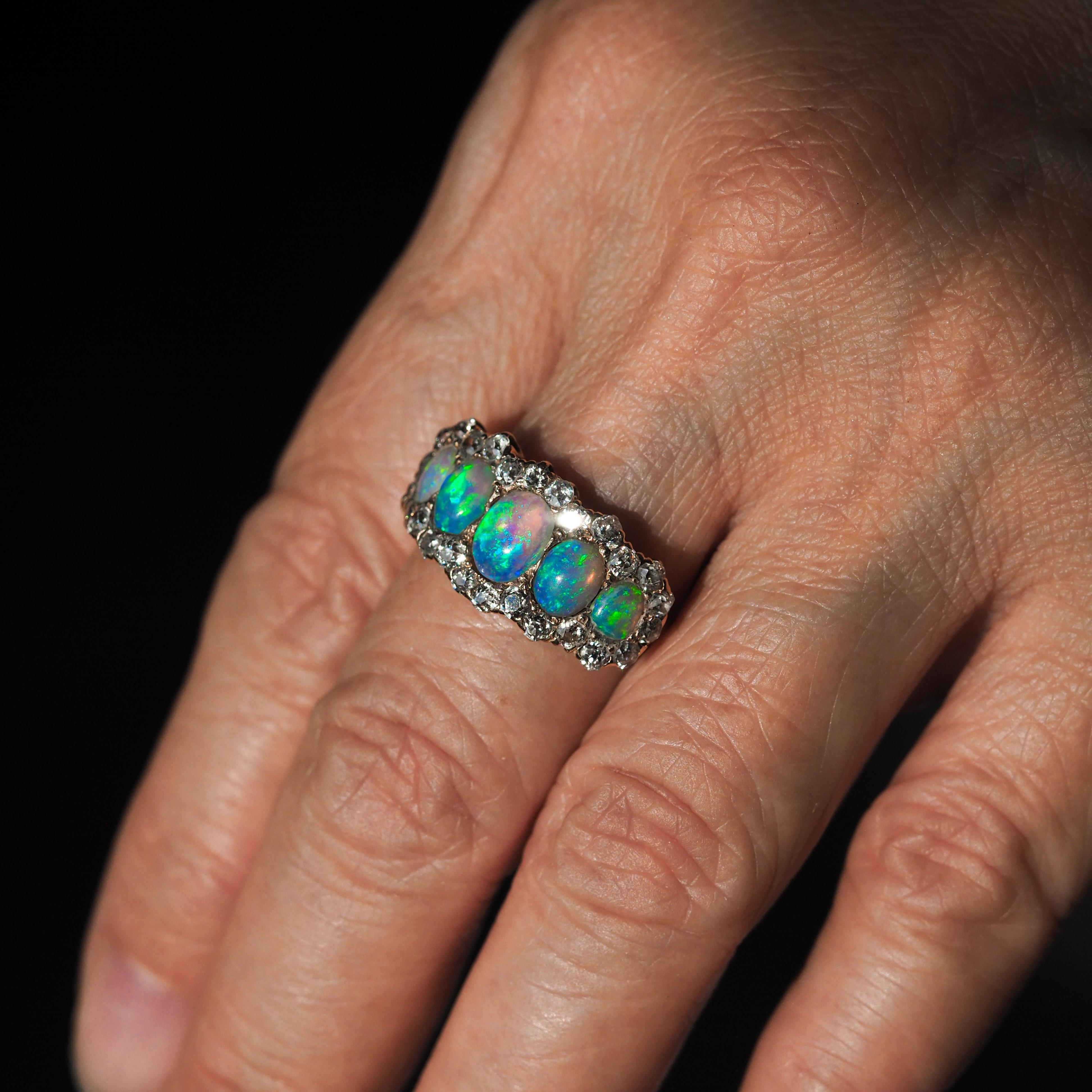 Bague victorienne ancienne à 5 pierres, opale et diamants en or 18 carats, c.1900 3