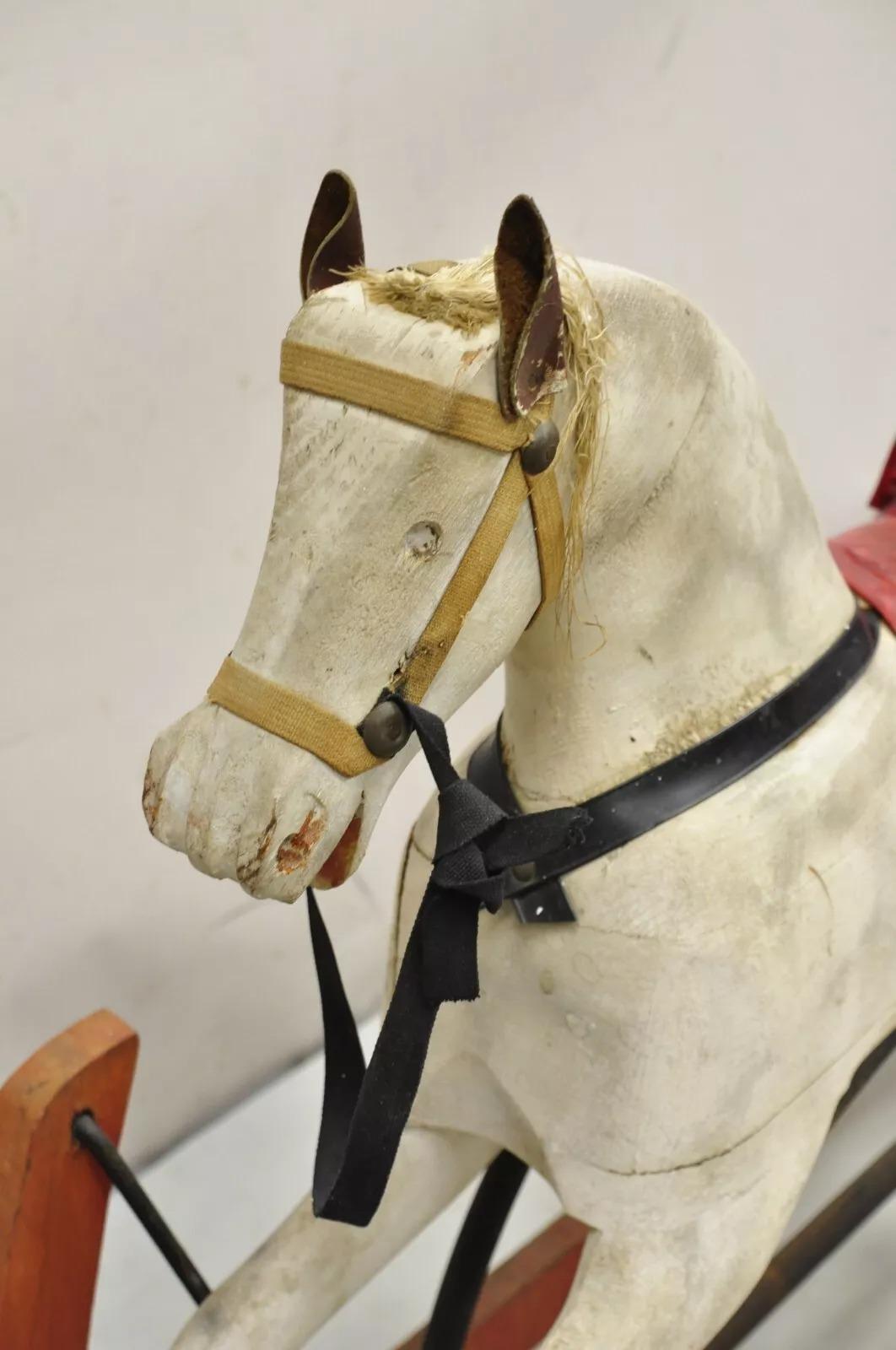Antiguo caballito balancín victoriano Juguete para niños Madera tallada Blanco Rojo Pintado en venta 4
