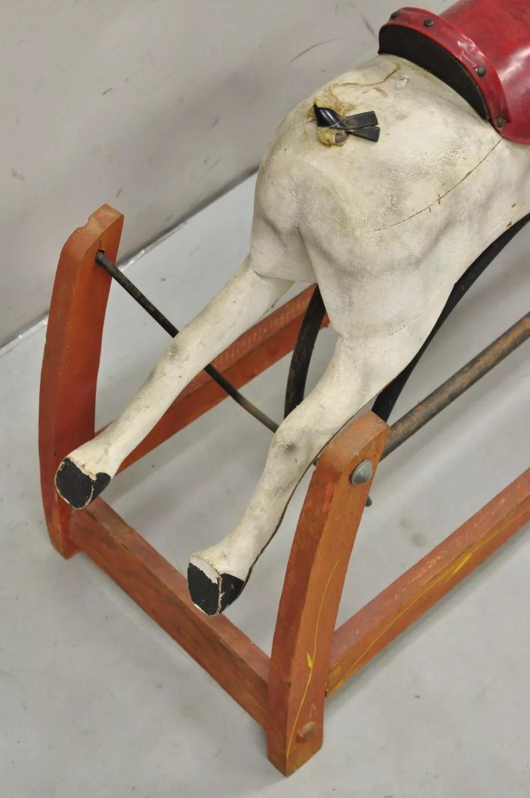 Antiguo caballito balancín victoriano Juguete para niños Madera tallada Blanco Rojo Pintado en venta 2