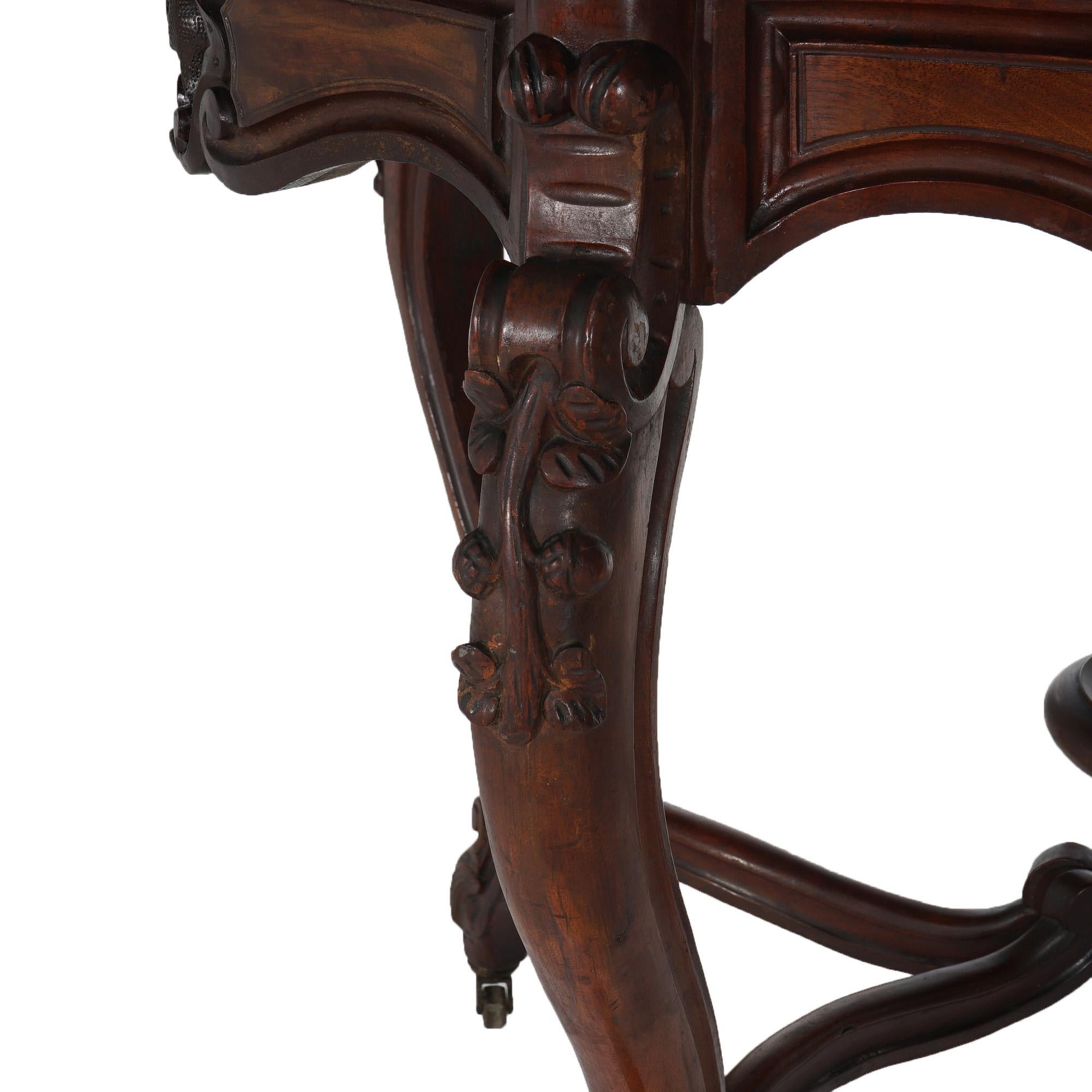 Marbre Ancienne table de salon victorienne rococo en noyer sculpté et plateau en marbre C1800 en vente