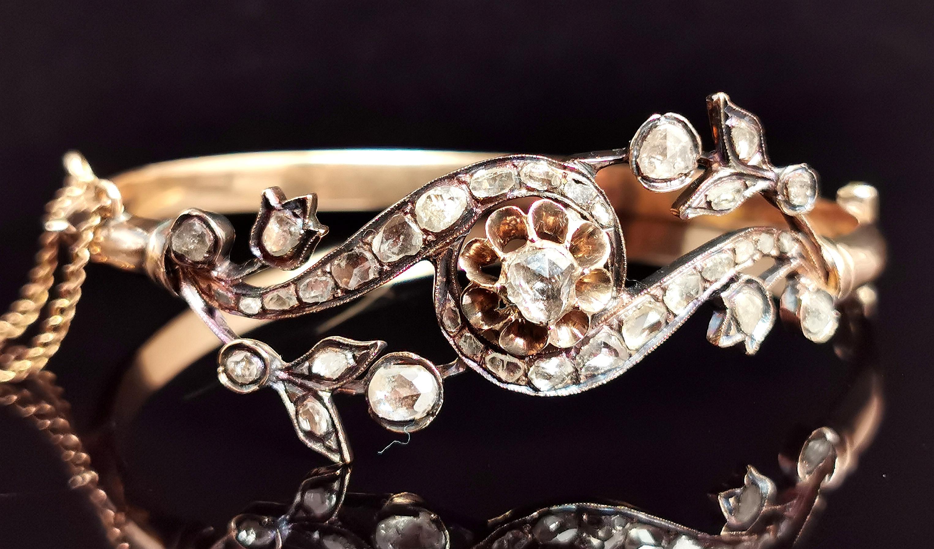 Antiker viktorianischer Diamantarmreif im Rosenschliff, 18 Karat Gold, geblümt  (Viktorianisch) im Angebot