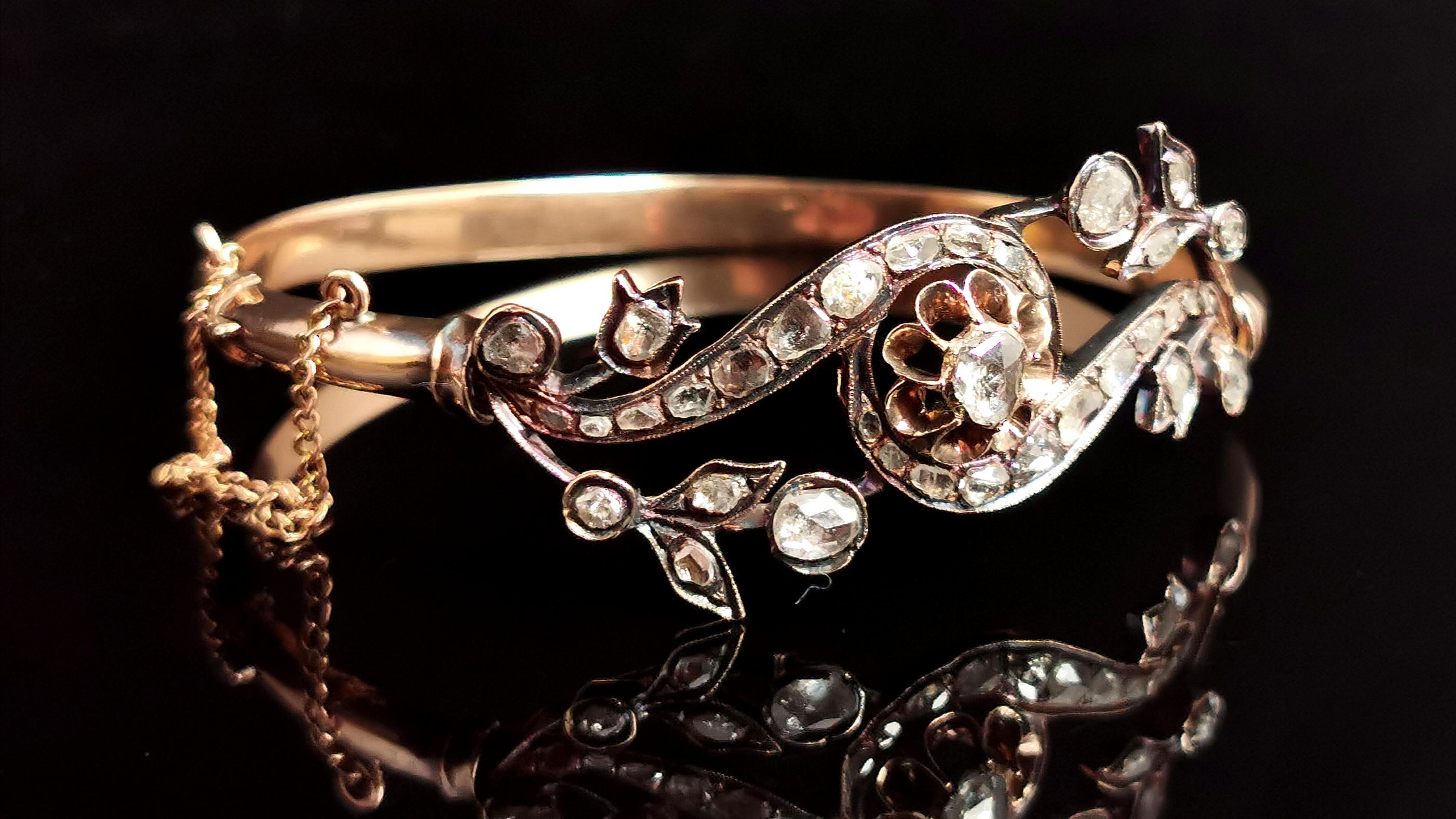 Women's Antique Victorian Rose cut diamond bangle, 18 karat gold, floral  For Sale