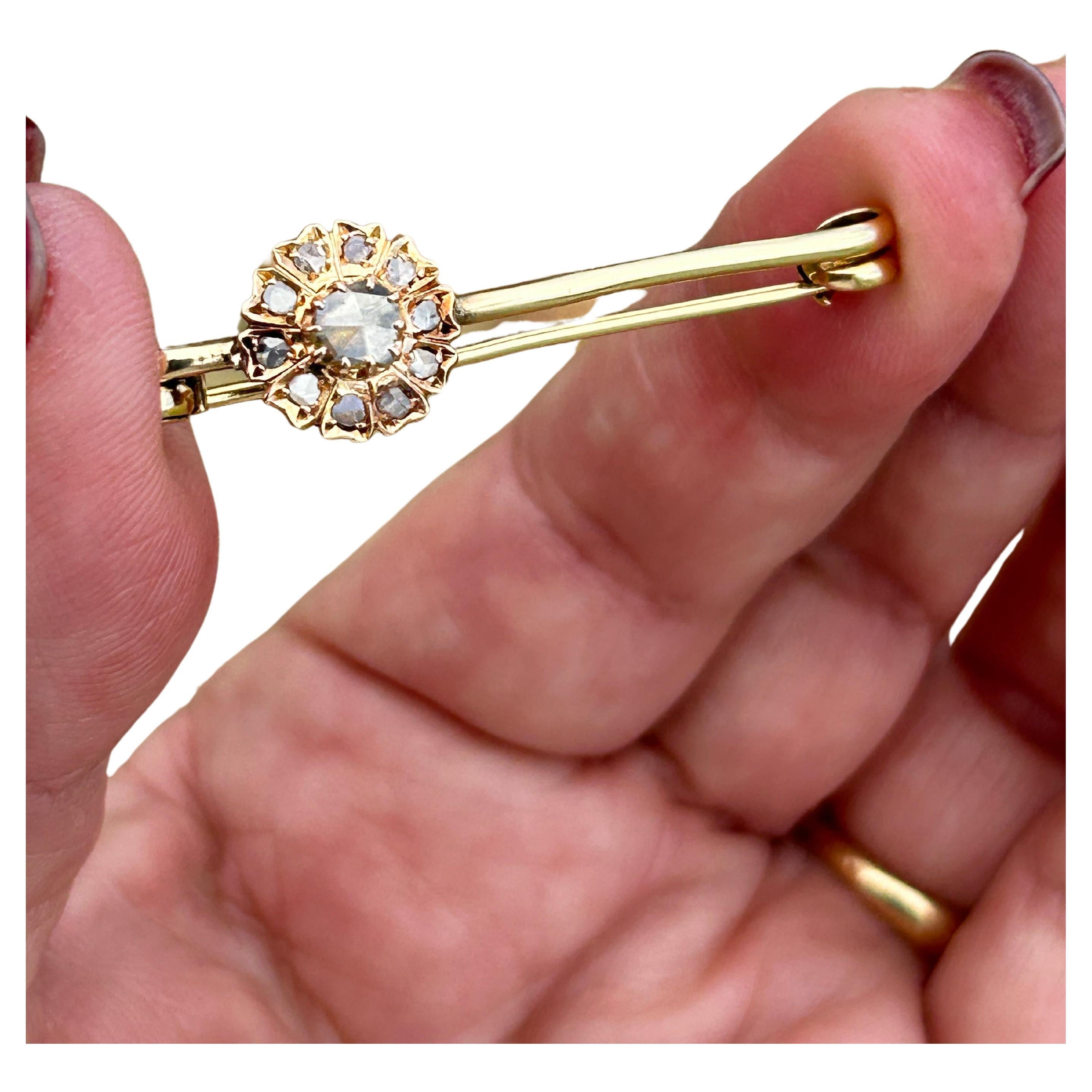 Antique Victorian Rose Cut Diamond Flower Brooch 18K Yellow Gold In Excellent Condition For Sale In Joelton, TN