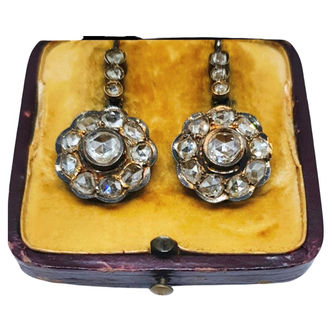 Boucles d'oreilles anciennes victoriennes en or avec diamants taillés en rose