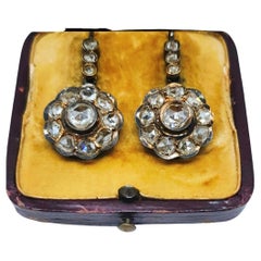 Boucles d'oreilles anciennes victoriennes en or avec diamants taillés en rose