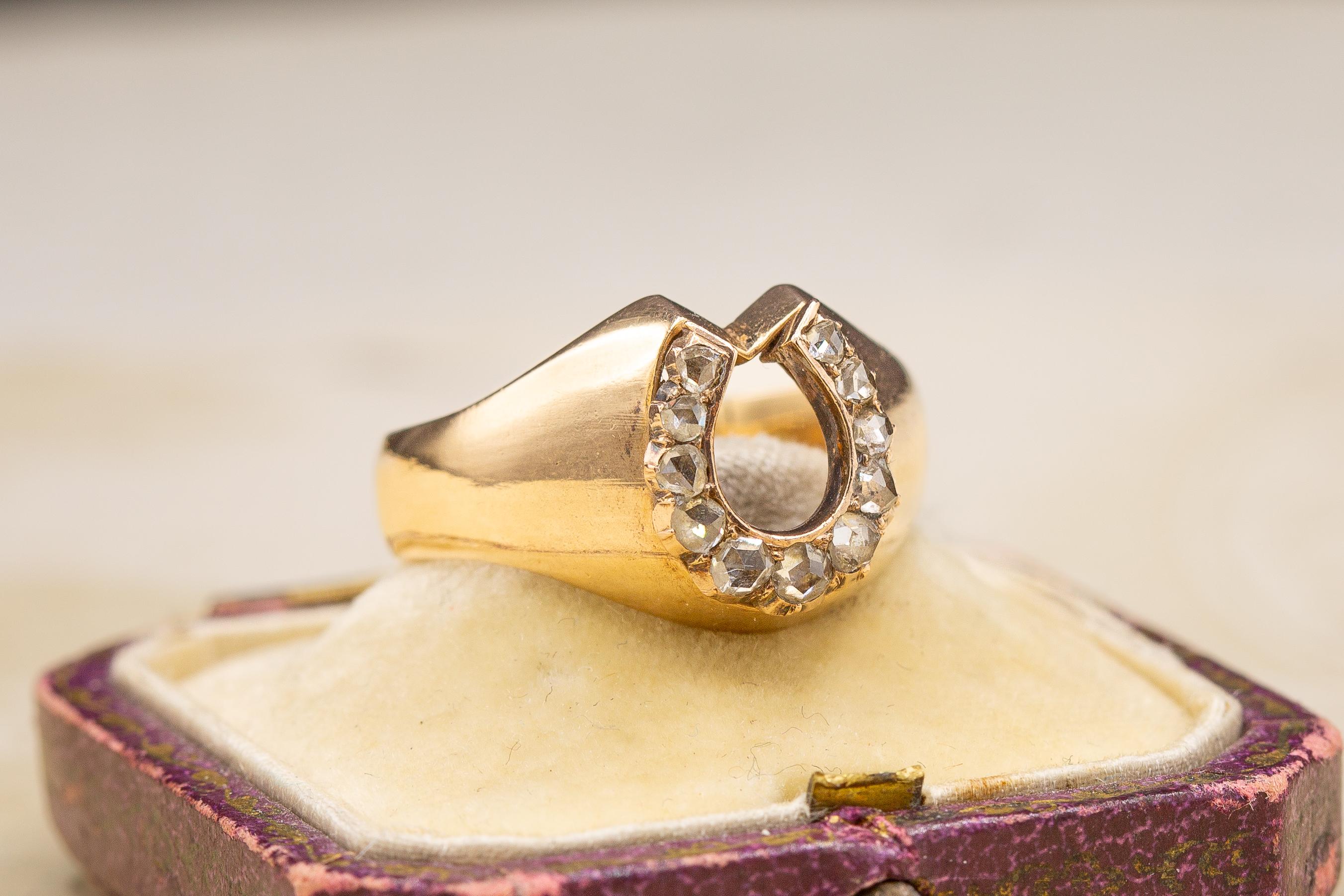 Antiker viktorianischer Siegelring mit Rosenschliff-Diamant Lucky Fortune Hufeisen Damen  im Angebot 3