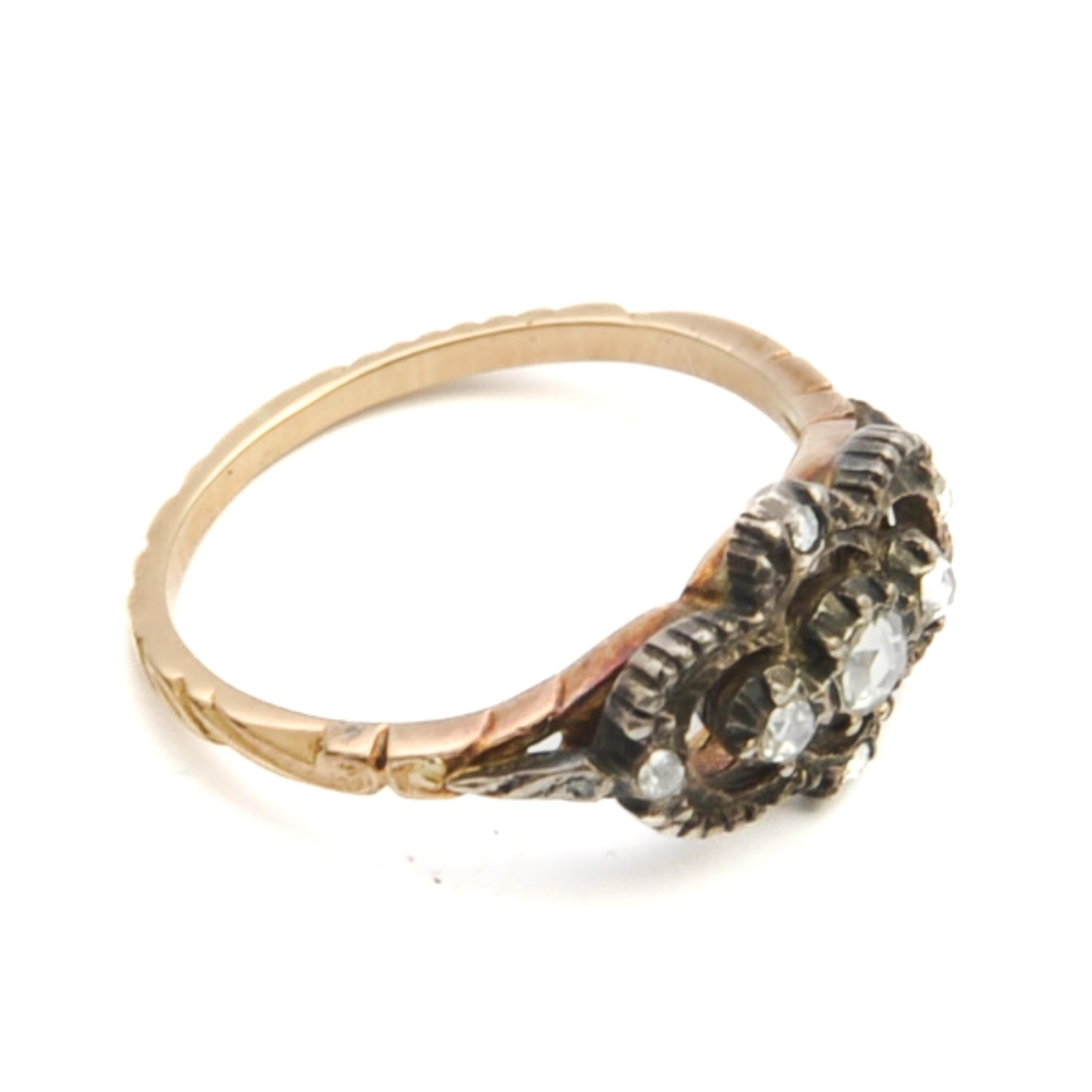 Antique Victorian Rose-Cut Diamond Silver and Gold Ring In Good Condition For Sale In Rotterdam, NL
