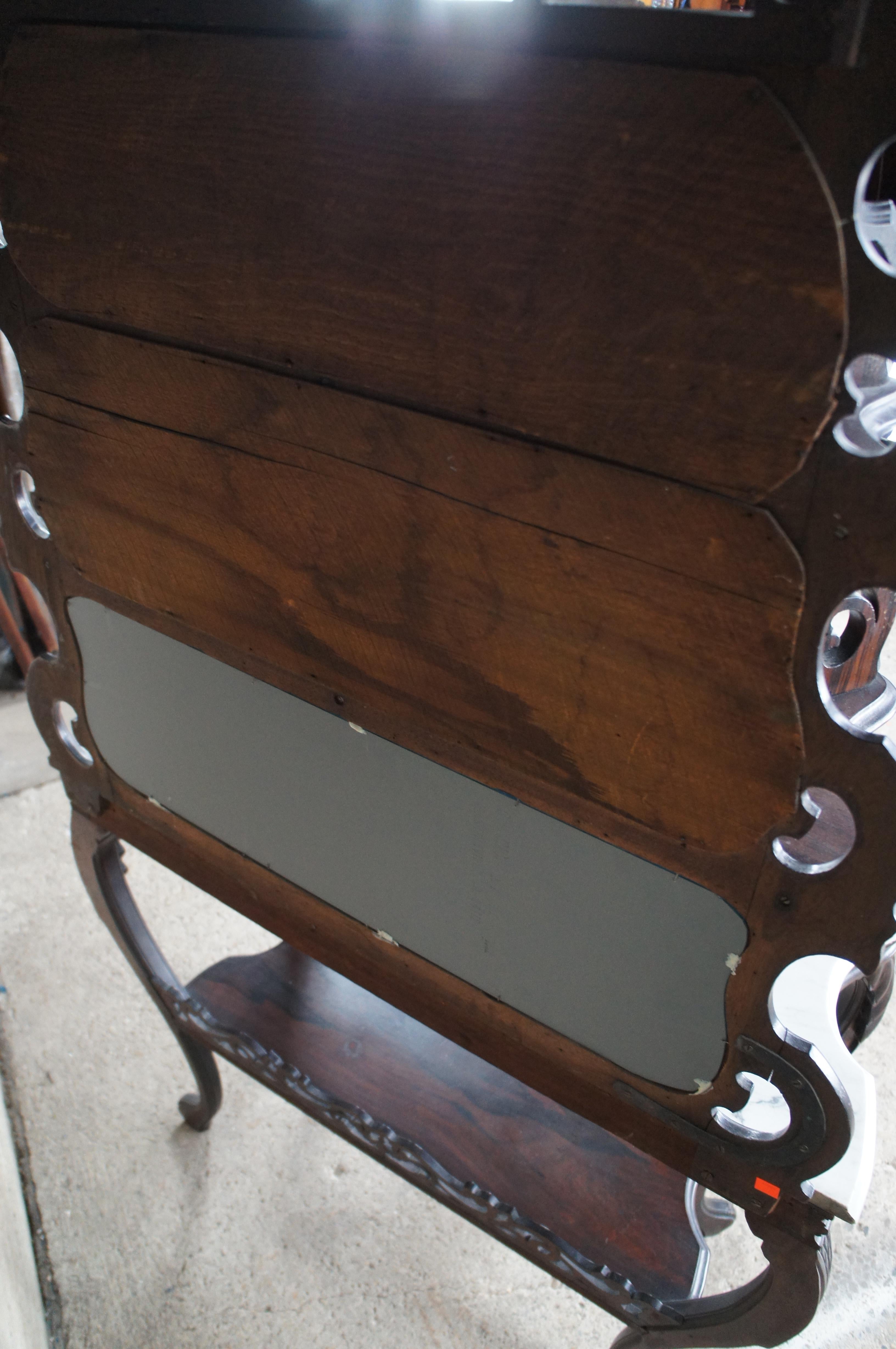 Étagère à étages rocococo victorienne ancienne en bois de rose et marbre de 68 pouces en vente 4