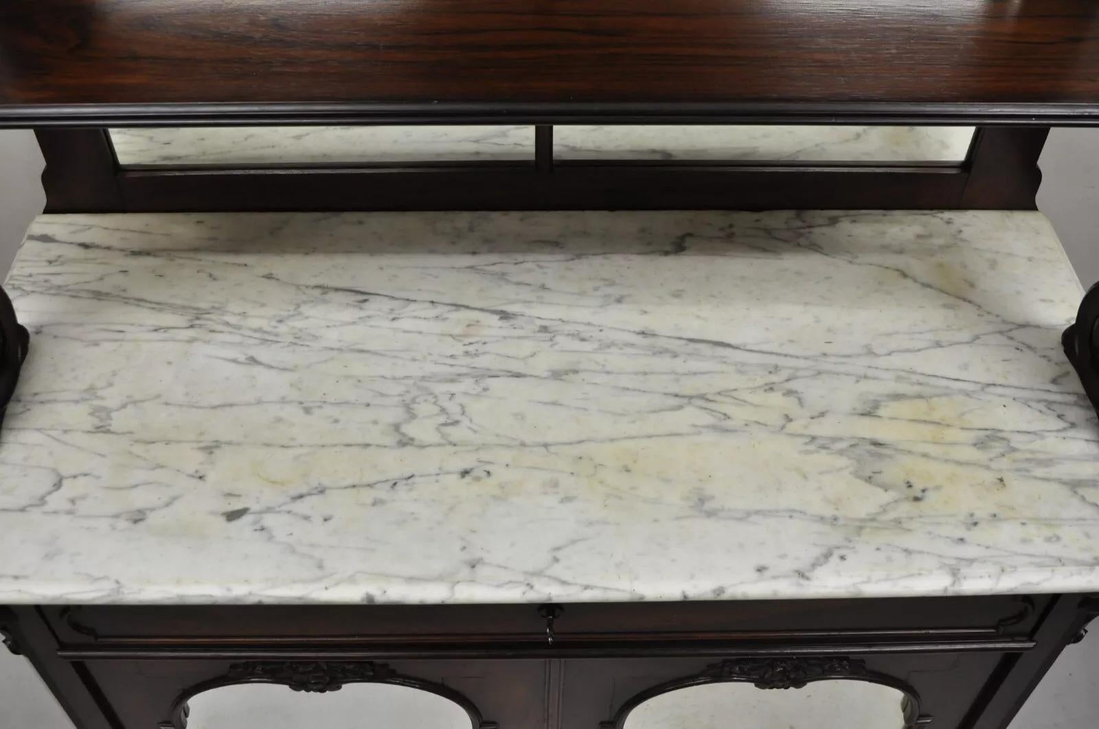 Antike viktorianische Palisander Marmor Top Spiegel Sideboard Buffet attr. John Jelliff im Zustand „Gut“ im Angebot in Philadelphia, PA