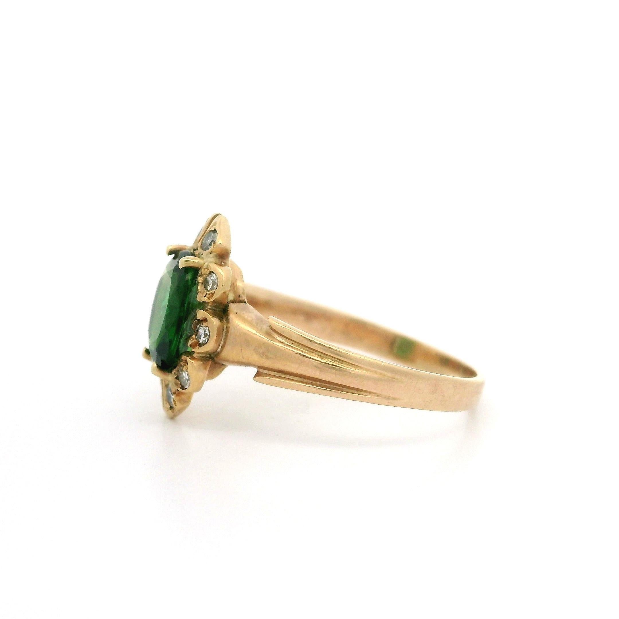 Antique Victorian Rosy Yellow Gold Green Tsavorite Garnet & Diamond Halo Ring For Sale 6