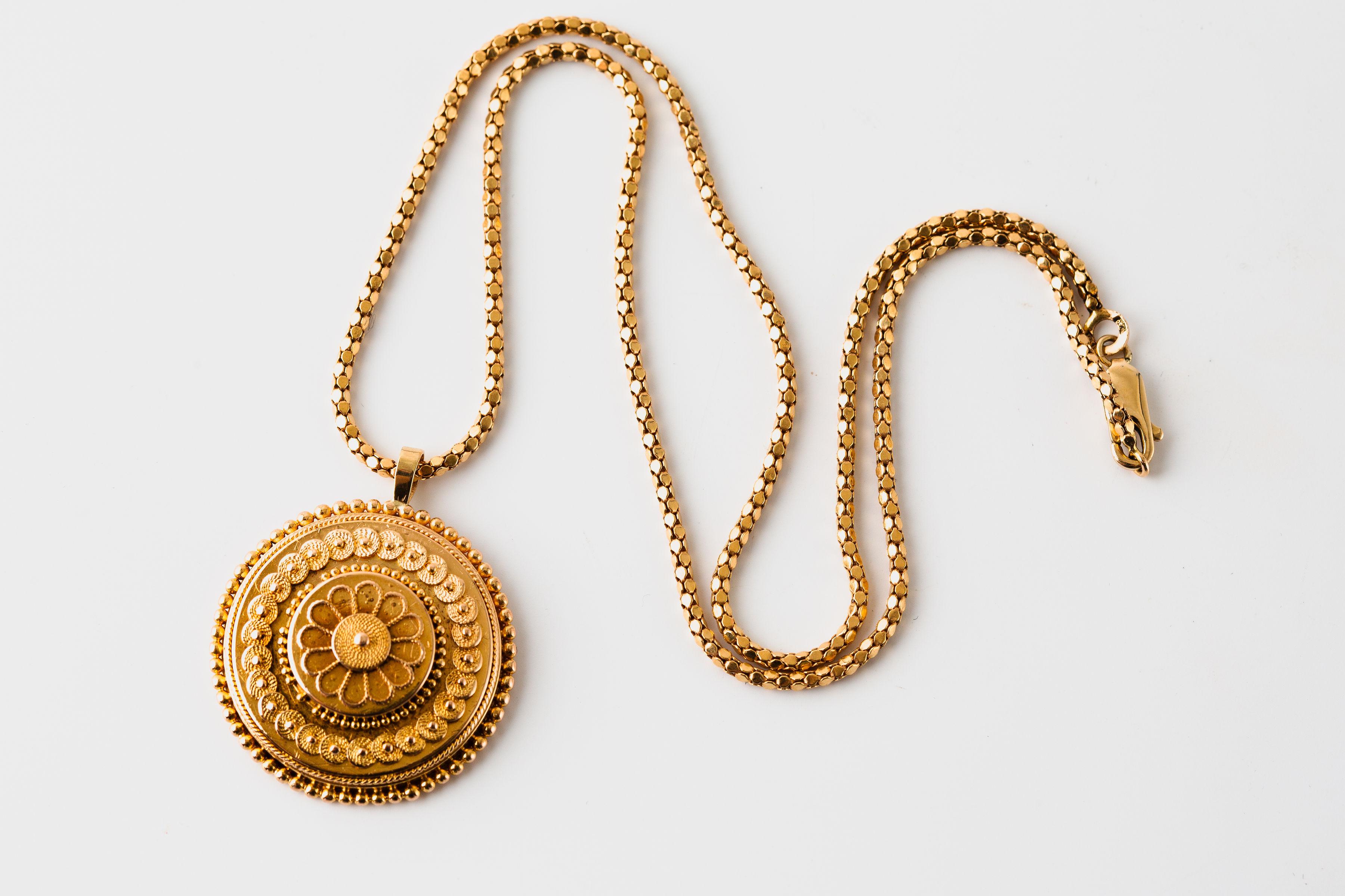 Women's or Men's Antique Victorian Round Decorated Necklace 14k & 18k Yellow Gold For Sale