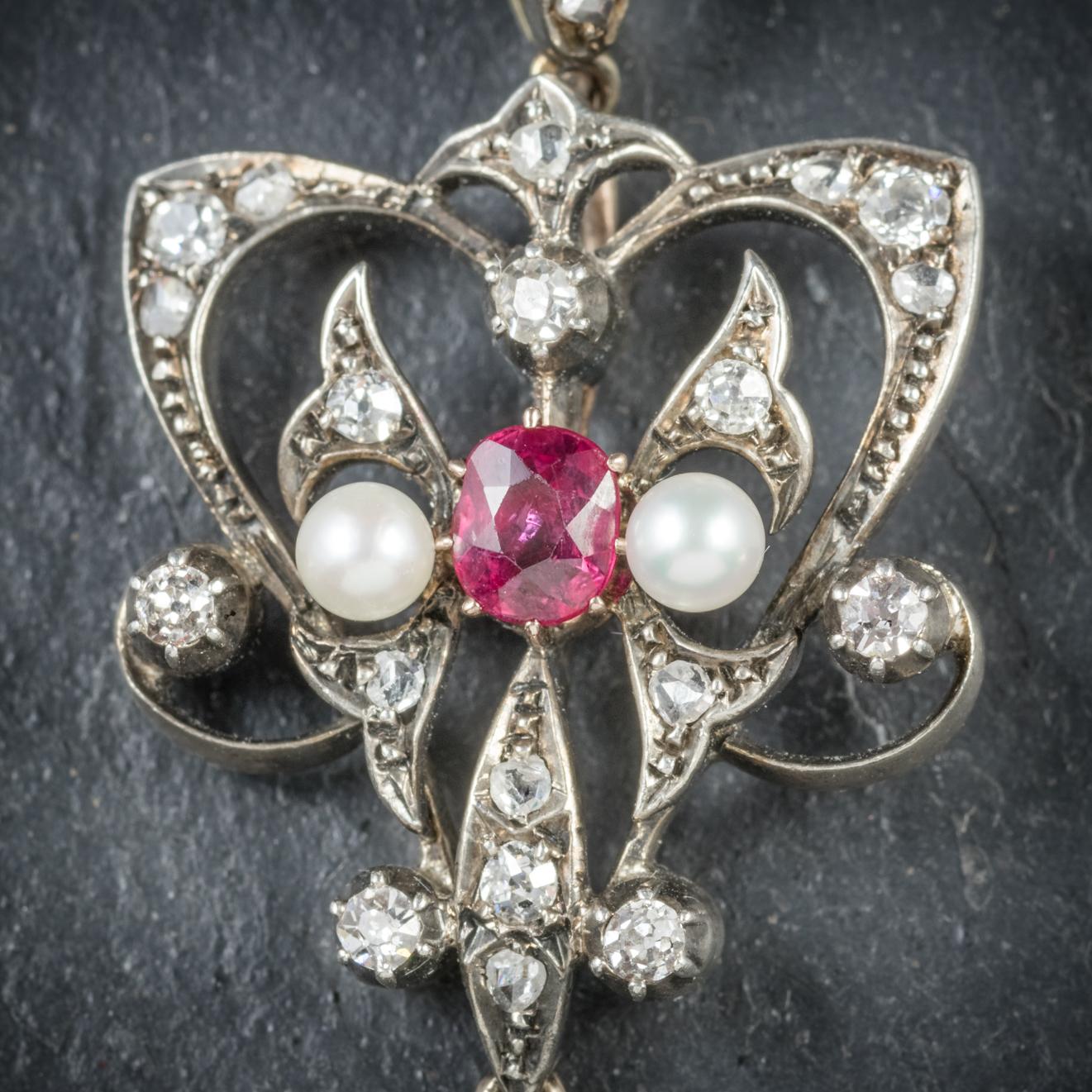 Antique Victorian Ruby Diamond Platinum circa 1900 Pendant In Excellent Condition For Sale In Lancaster , GB