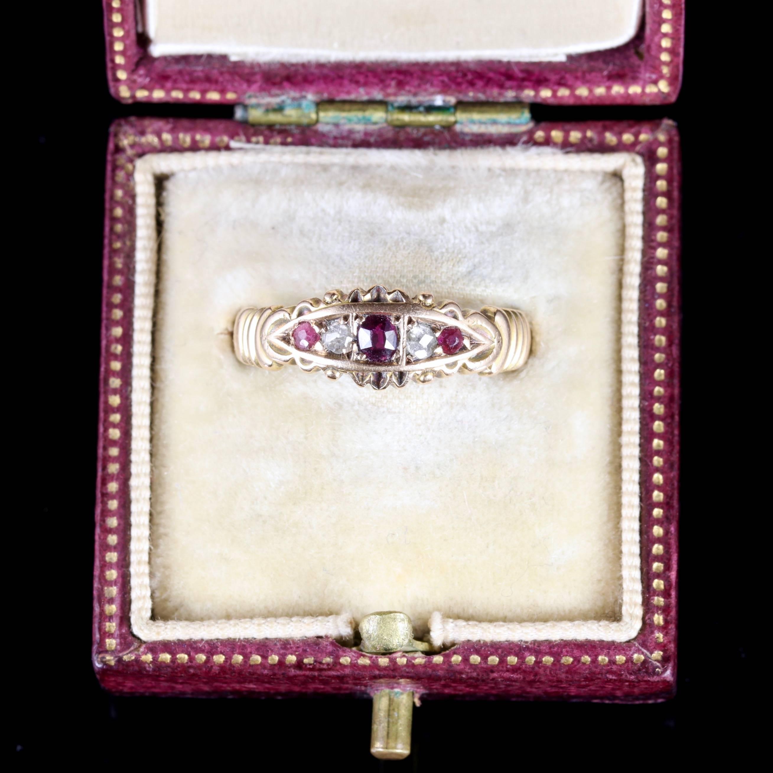 Antique Victorian Ruby Diamond Ring 15 Carat Gold, circa 1901 1