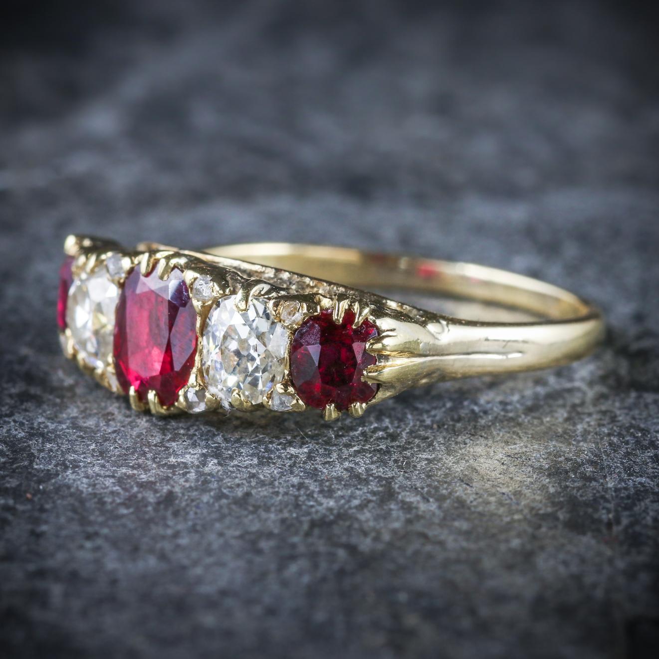 Antique Victorian Ruby Diamond Ring 18 Carat Gold, circa 1900 In Excellent Condition In Lancaster , GB