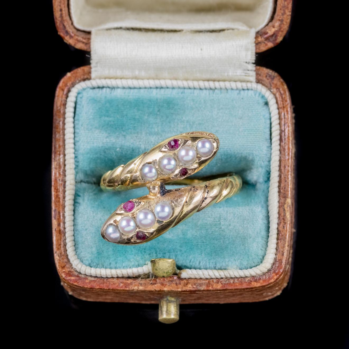 Antique Victorian Ruby Pearl Snake Ring 18 Carat Gold, circa 1880 For Sale 2