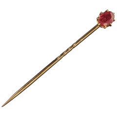 Antique Victorian Ruby Pin 18 Carat Gold, circa 1900 Antique Victorian Ruby Pin 18 Carat Gold, circa 1900