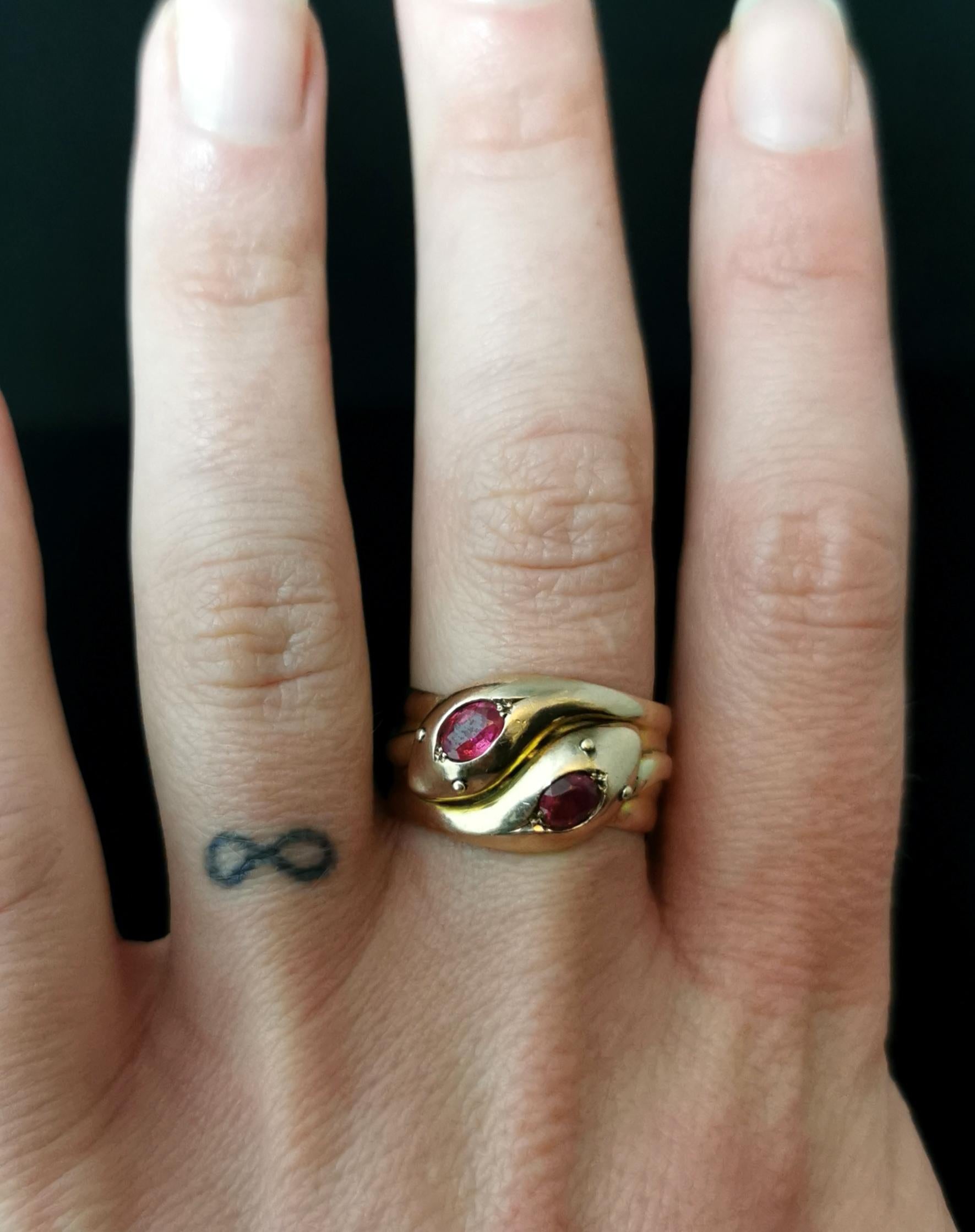 Antique Victorian Ruby Snake Ring, 9 Karat Yellow Gold 8